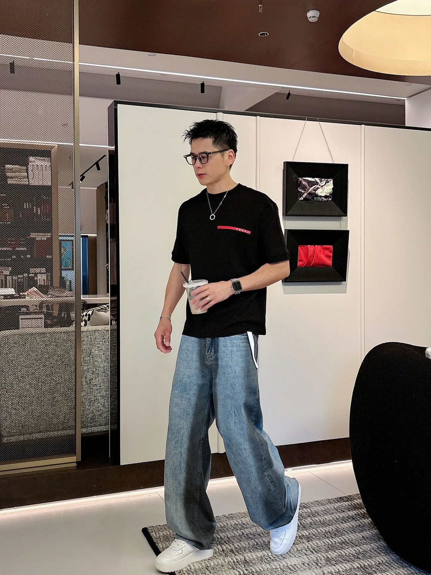 Футболки Женские Prada 688119