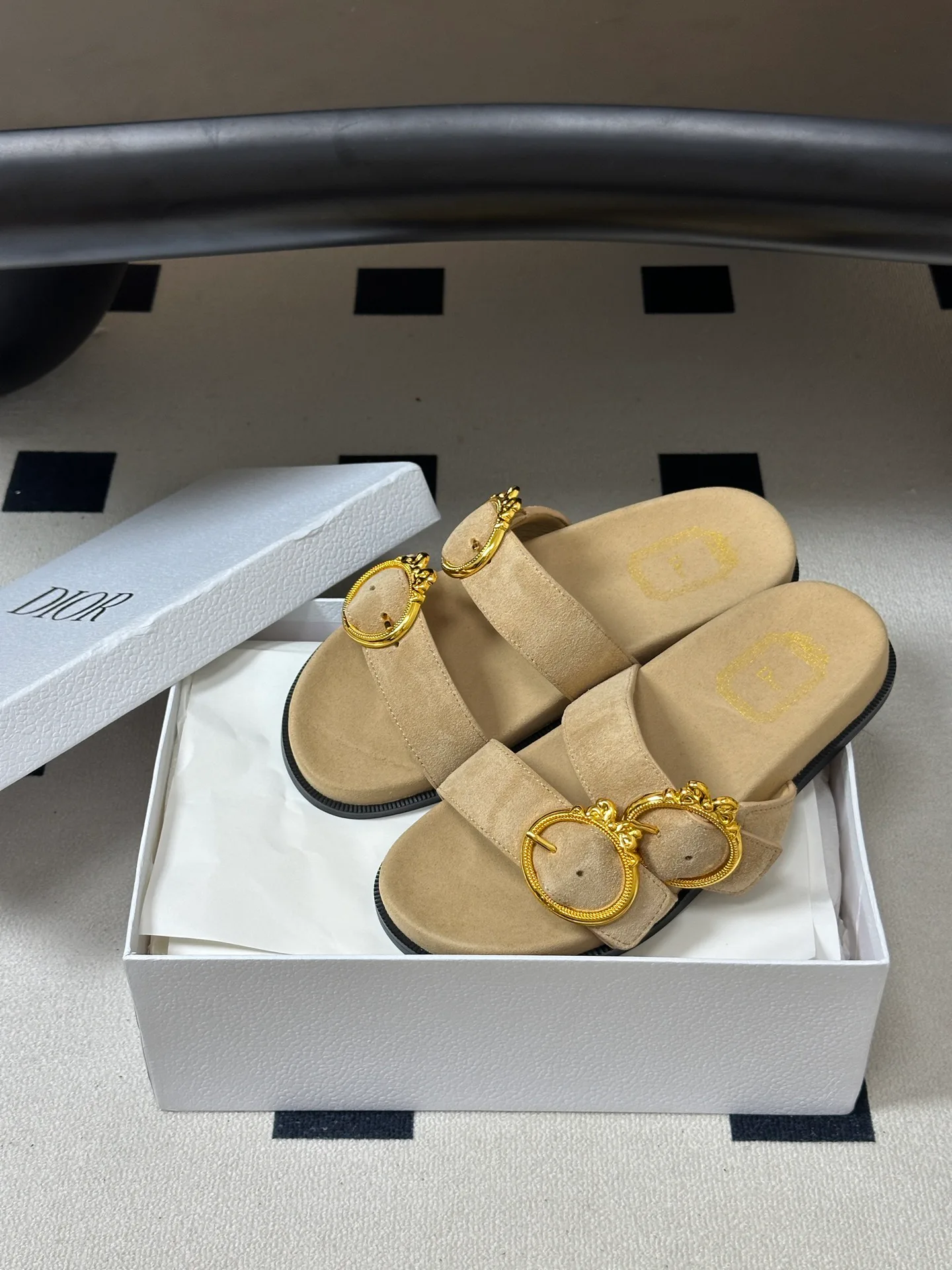 Шлепанцы Женские Christian Dior 18262096