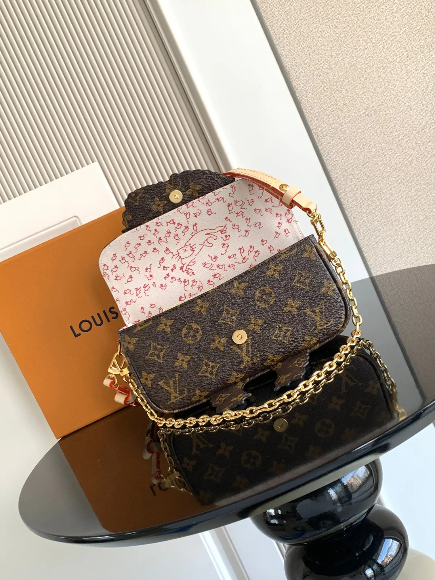 Сумки На Ремне Женские Louis Vuitton 249358