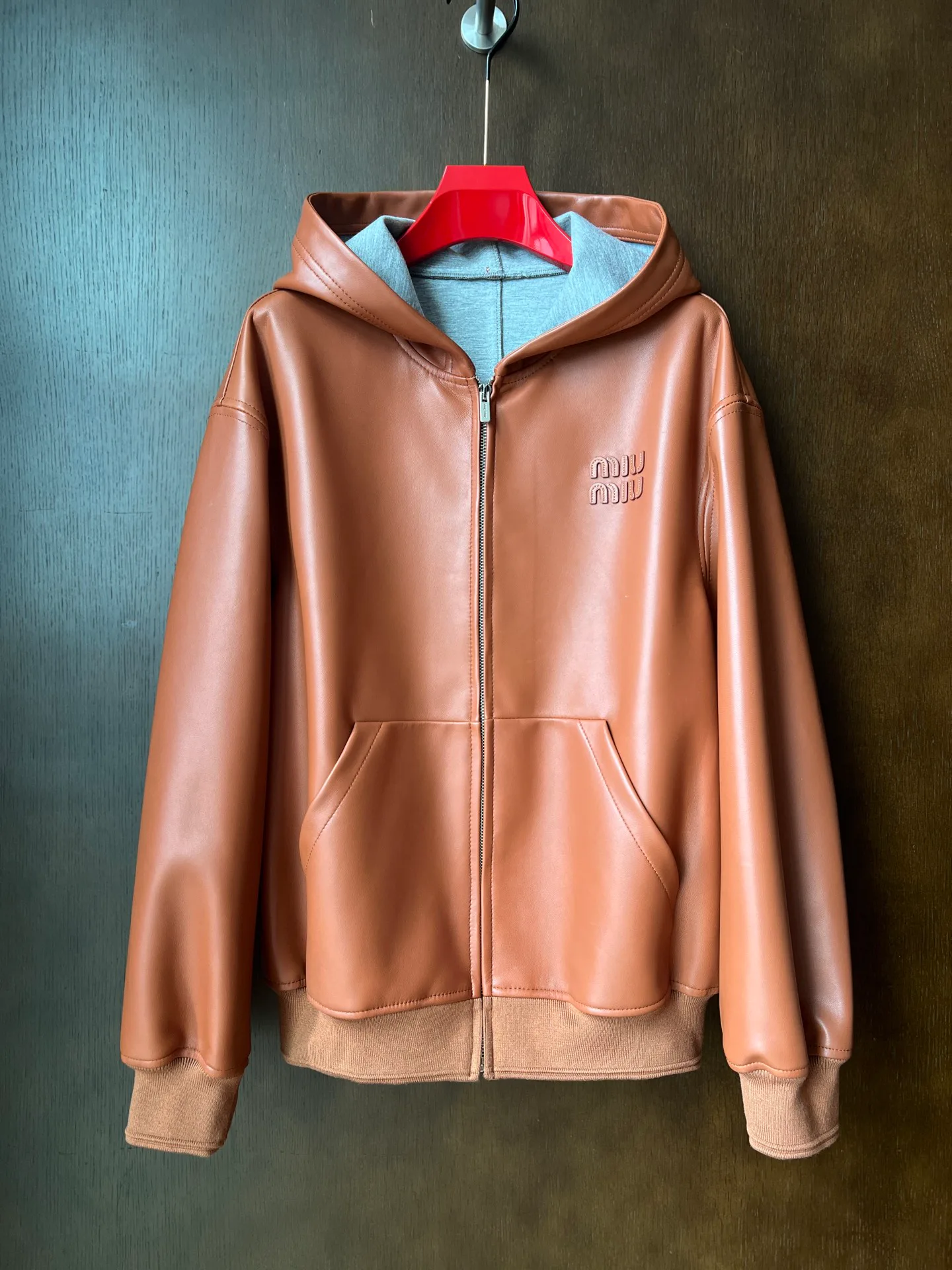 Куртки И Пуховики Женские Miu Miu 87680