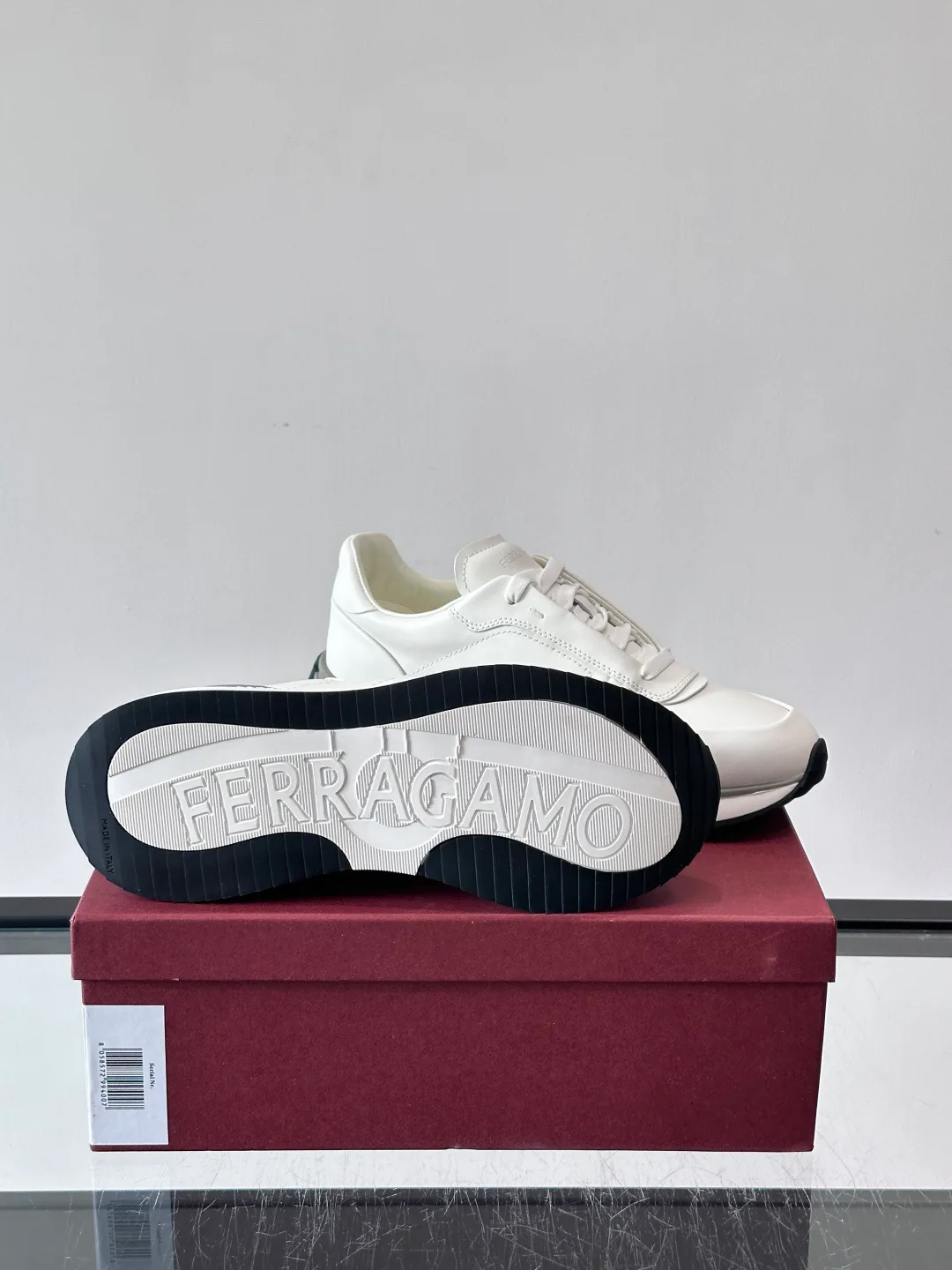 Кроссовки Мужские Salvatore Ferragamo 11334459