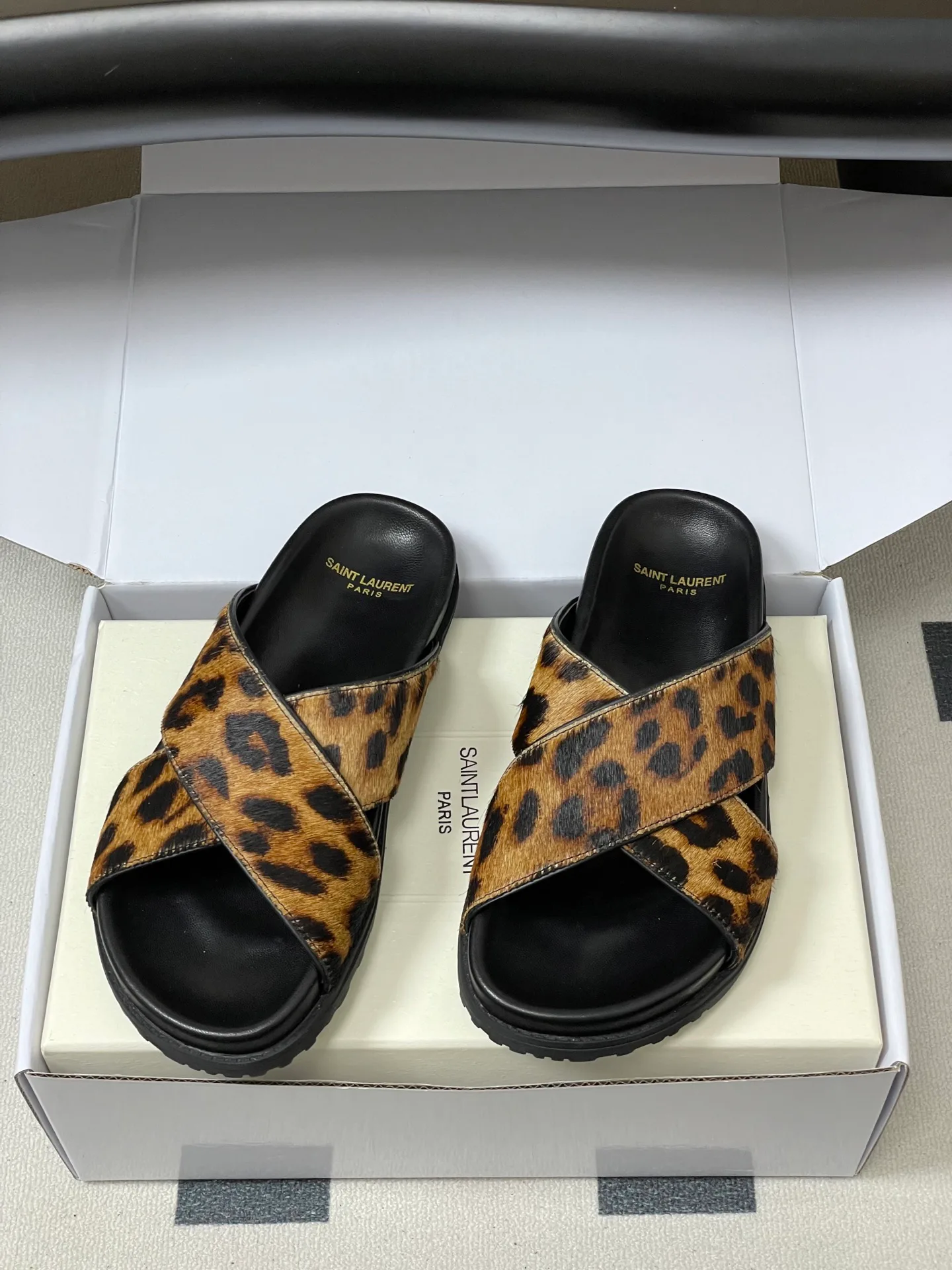 Сандалии Женские Saint Laurent 11220108
