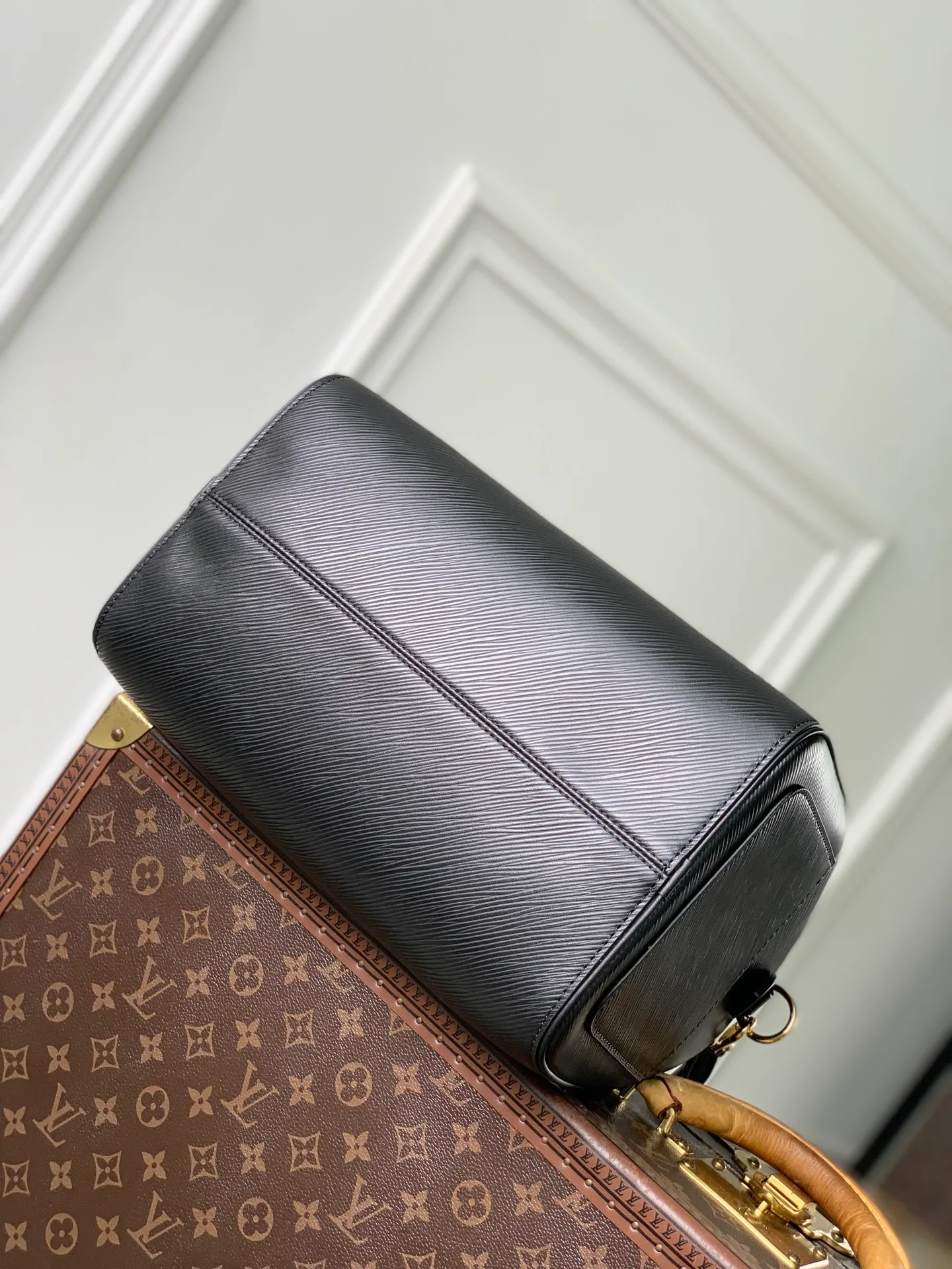 Классические Сумки Женские Louis Vuitton 18147547