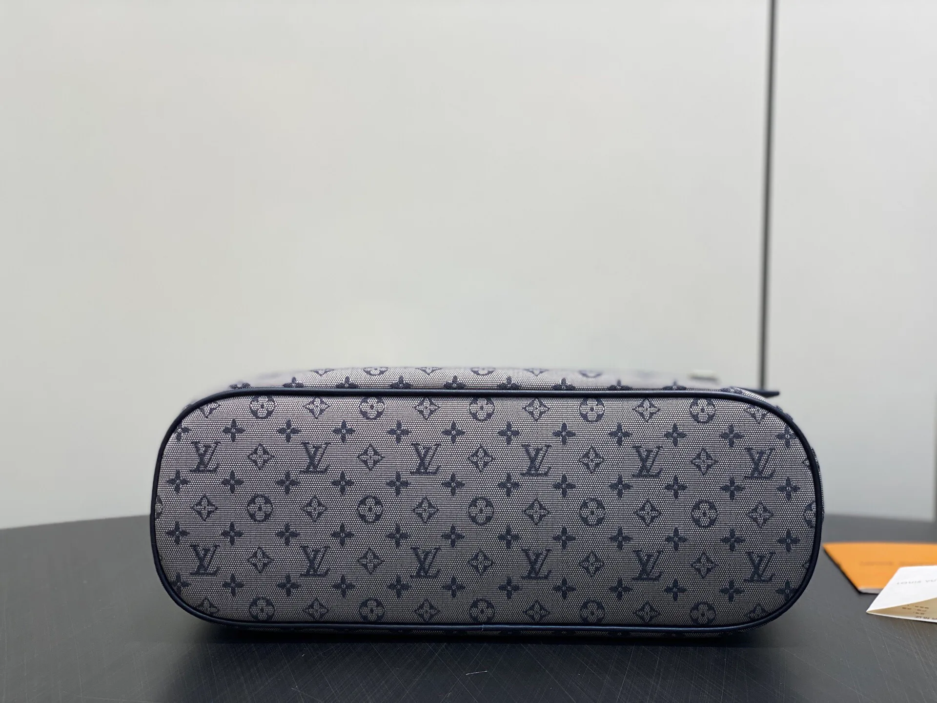 Классические Сумки Женские Louis Vuitton 17499399