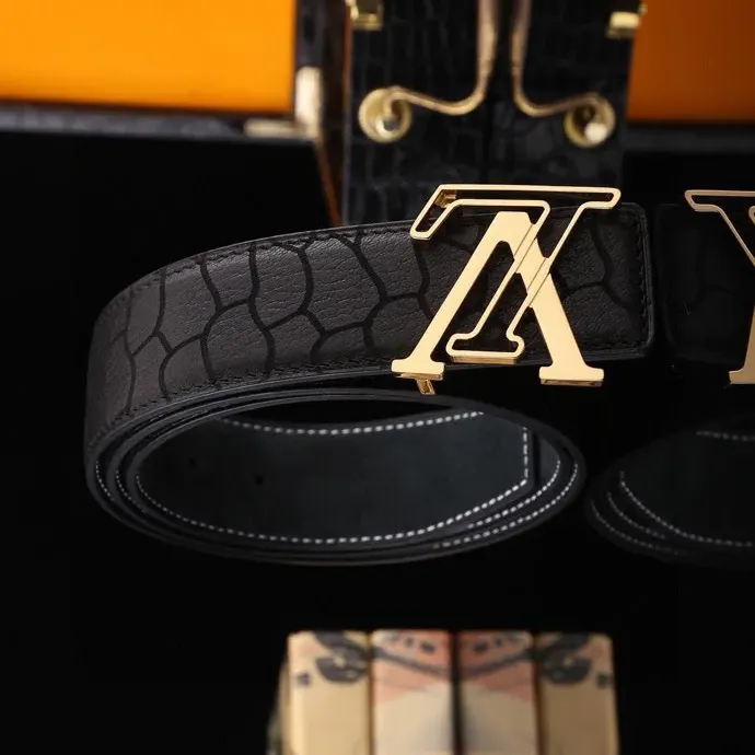 Ремни Louis Vuitton 8126