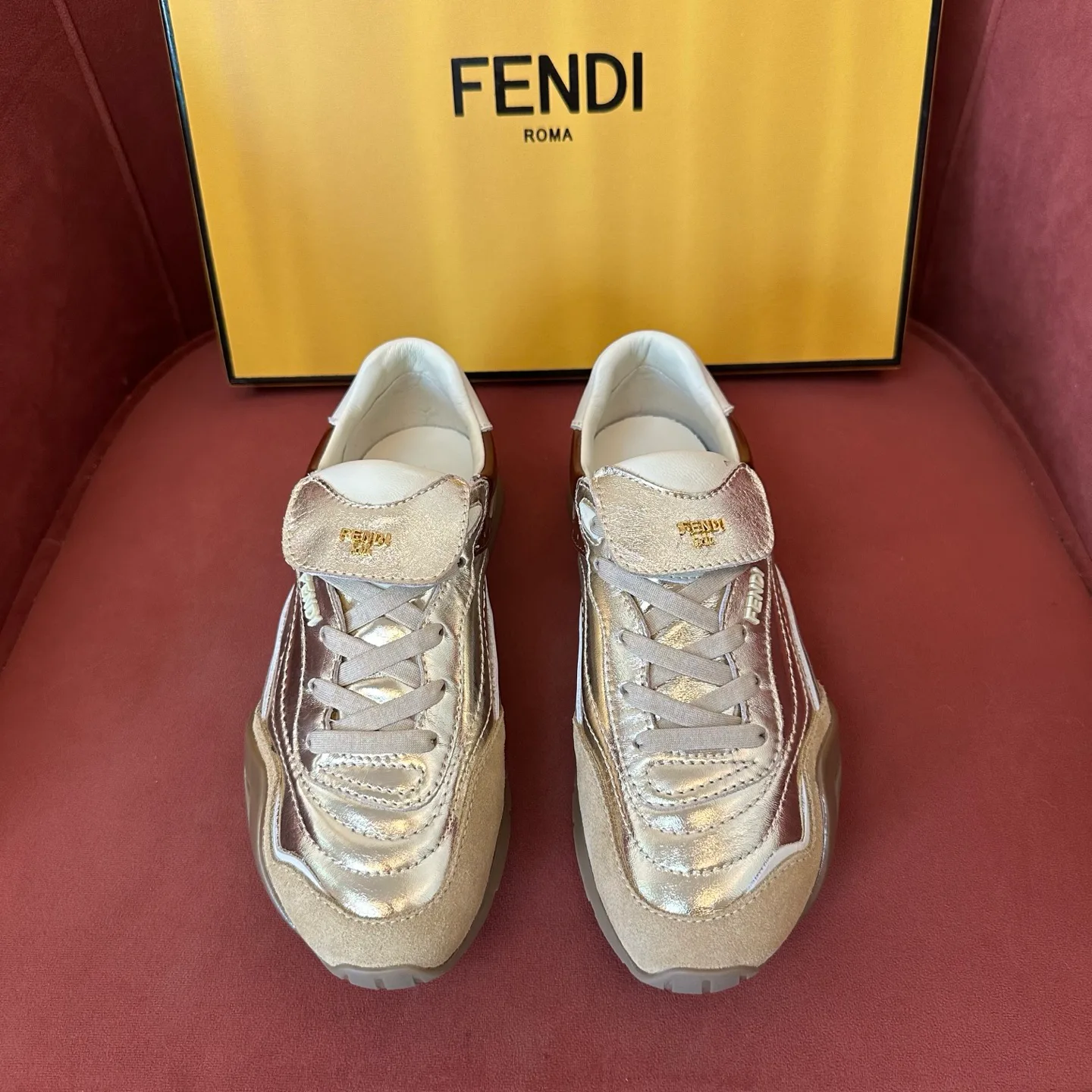 Кроссовки Женские Fendi 209438
