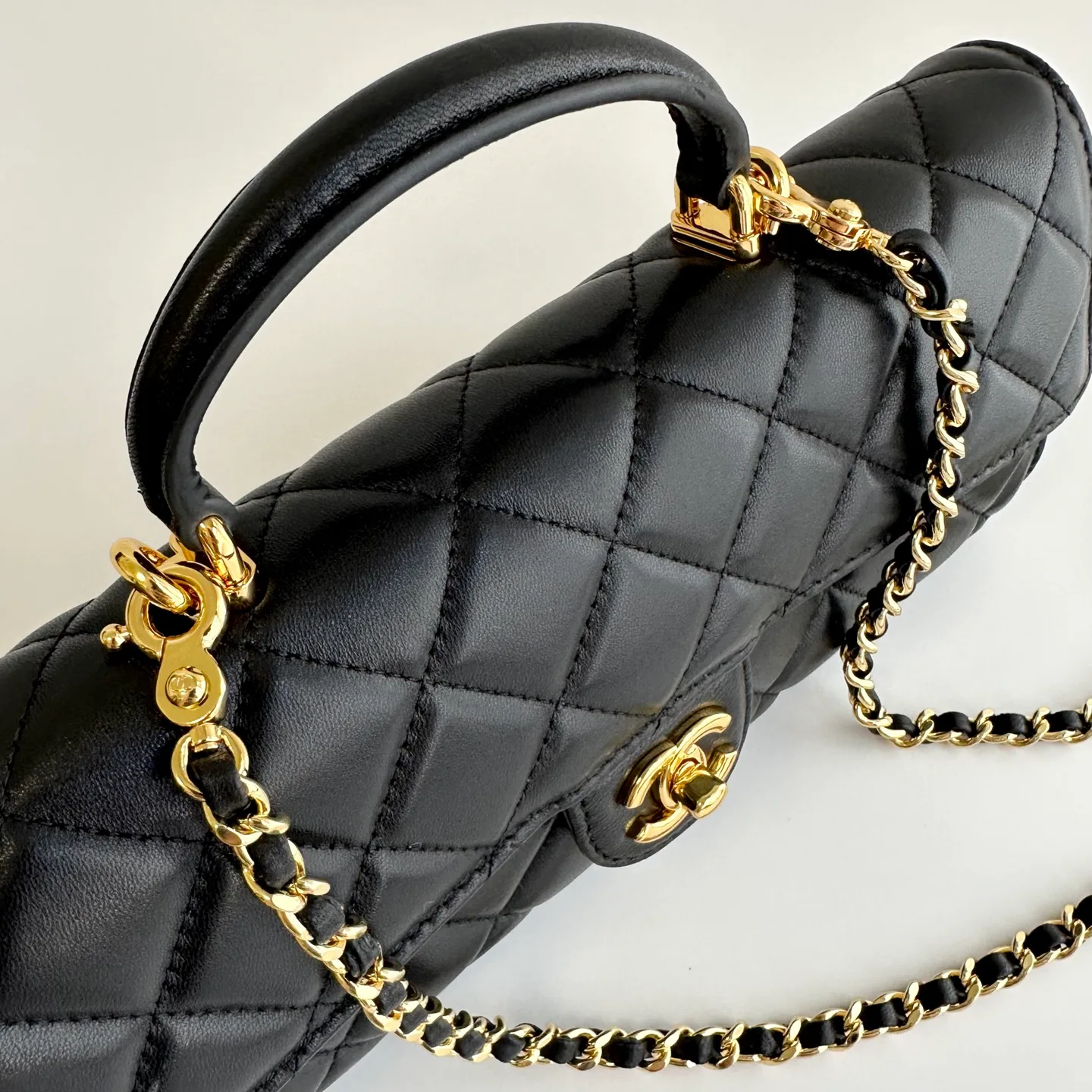 Классические Сумки Женские Chanel 18019356