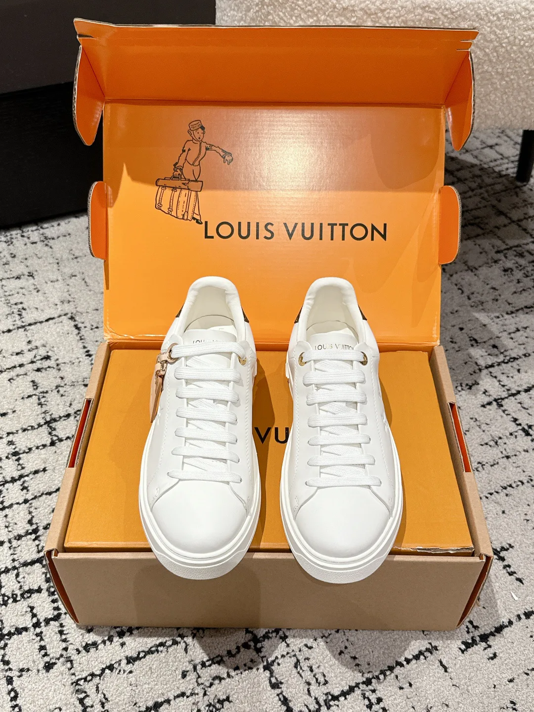Кеды Женские Louis Vuitton 11214837