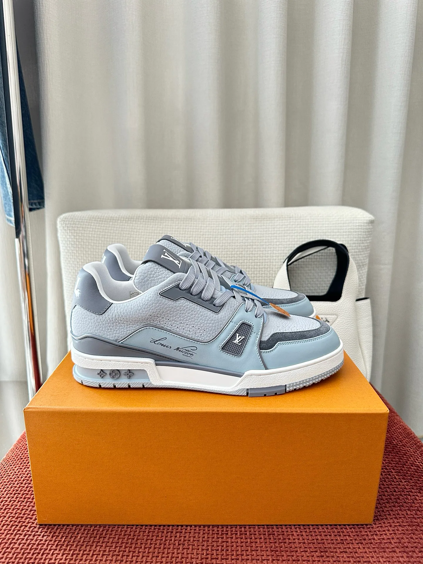 Кроссовки Женские Louis Vuitton 5045954