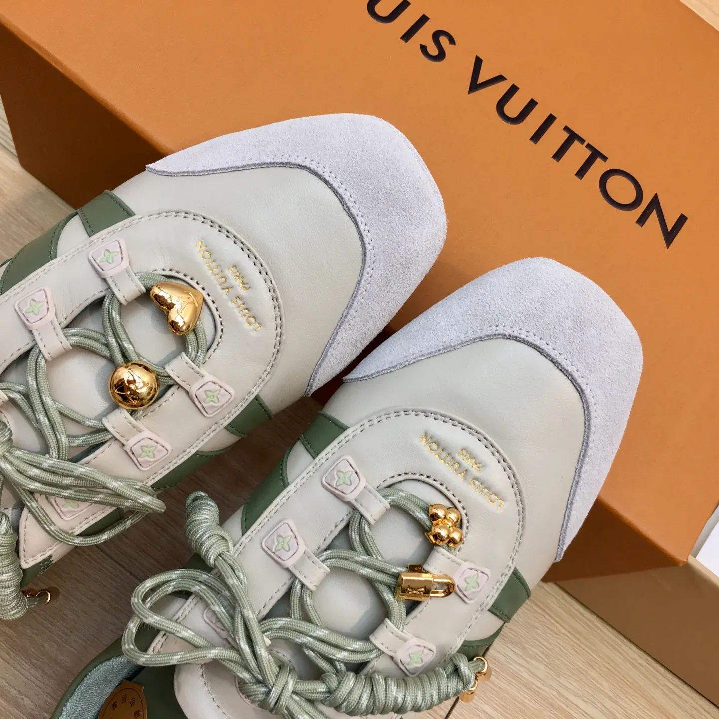 Кроссовки Женские Louis Vuitton 1590947