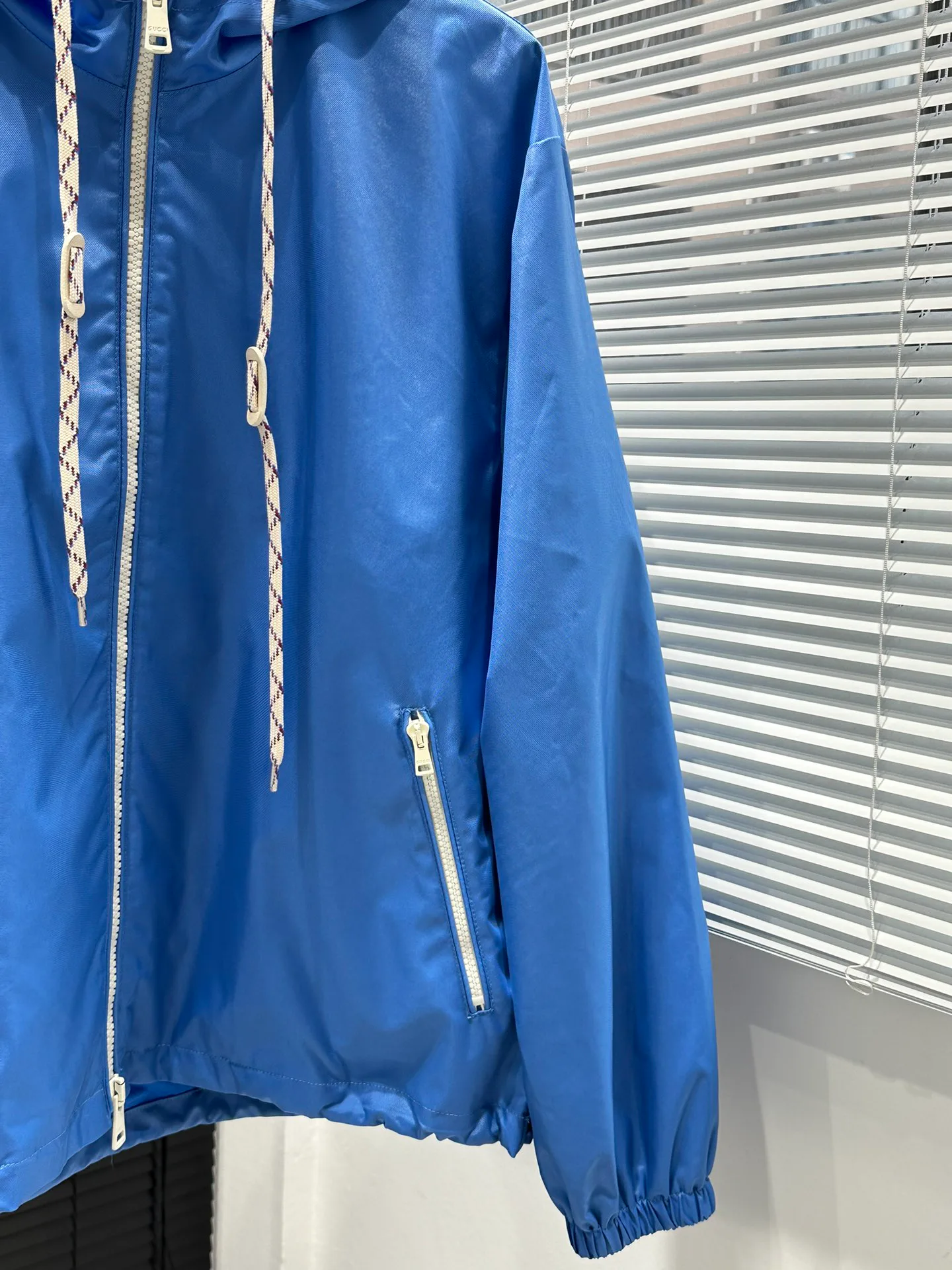 Куртки И Пуховики Женские Gucci 9495979