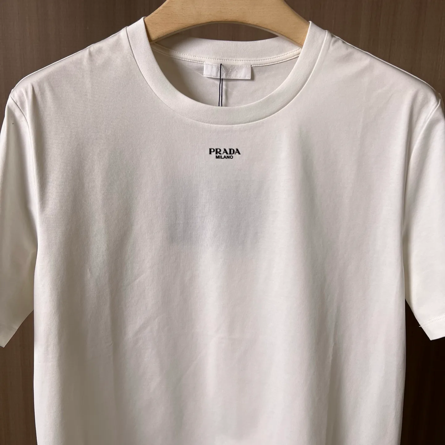 Футболки Женские Prada 11000483