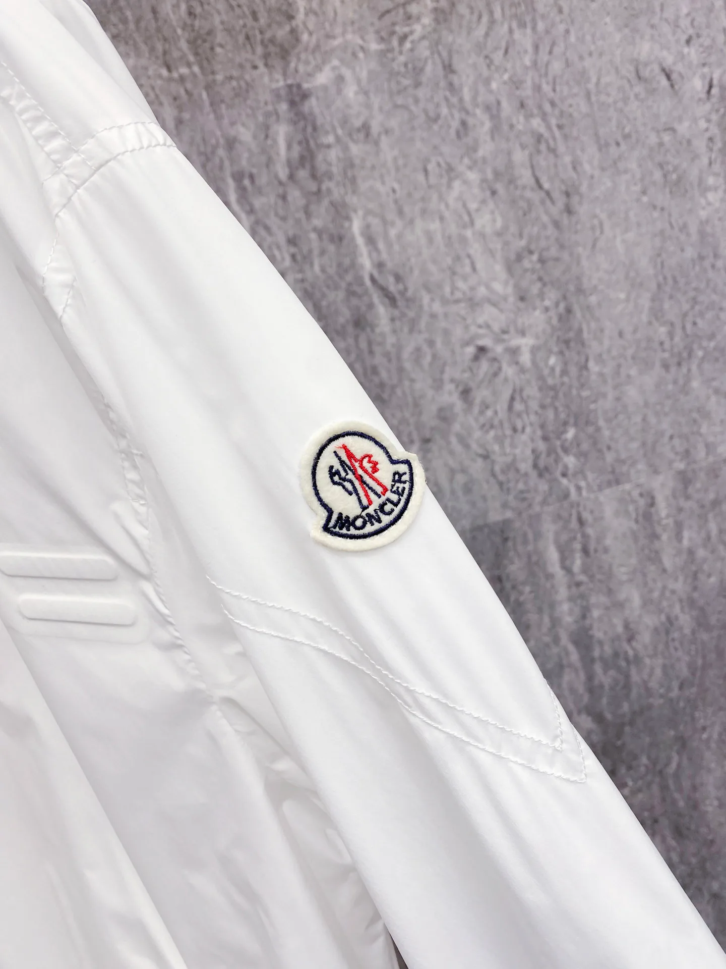 Куртки И Пуховики Мужские Moncler 5023402