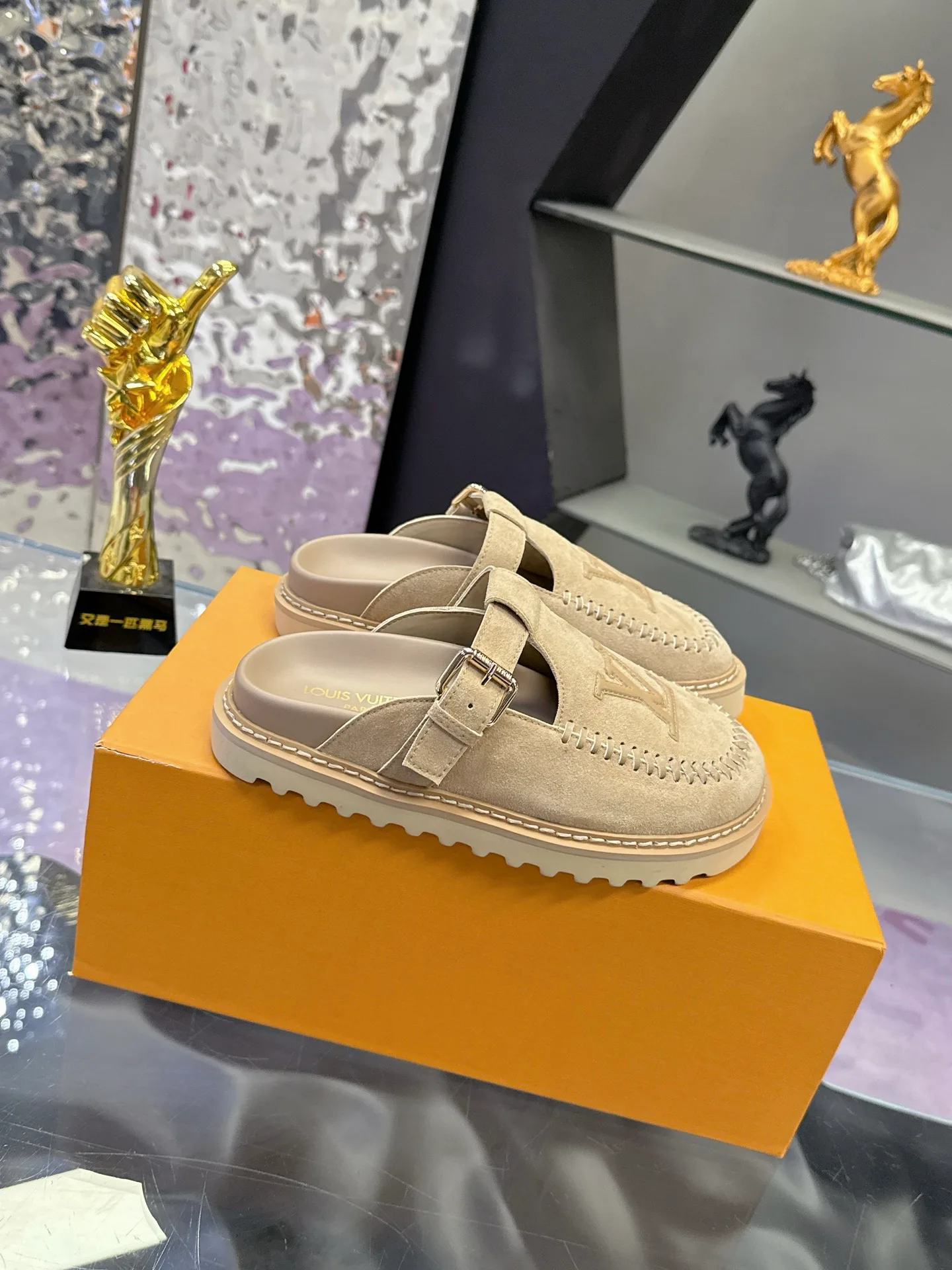 Мюли И Сабо Женские Louis Vuitton 17530470