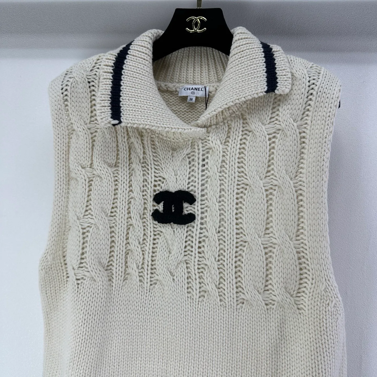 Жилеты Женские Chanel 1392389