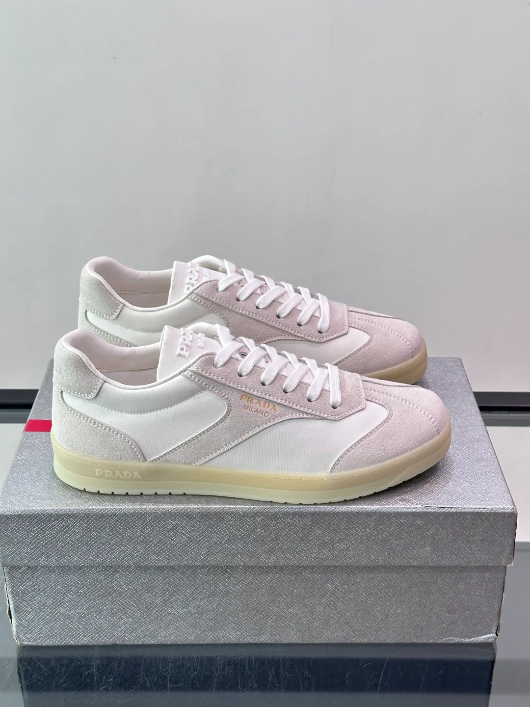 Кроссовки Мужские Prada 18079434