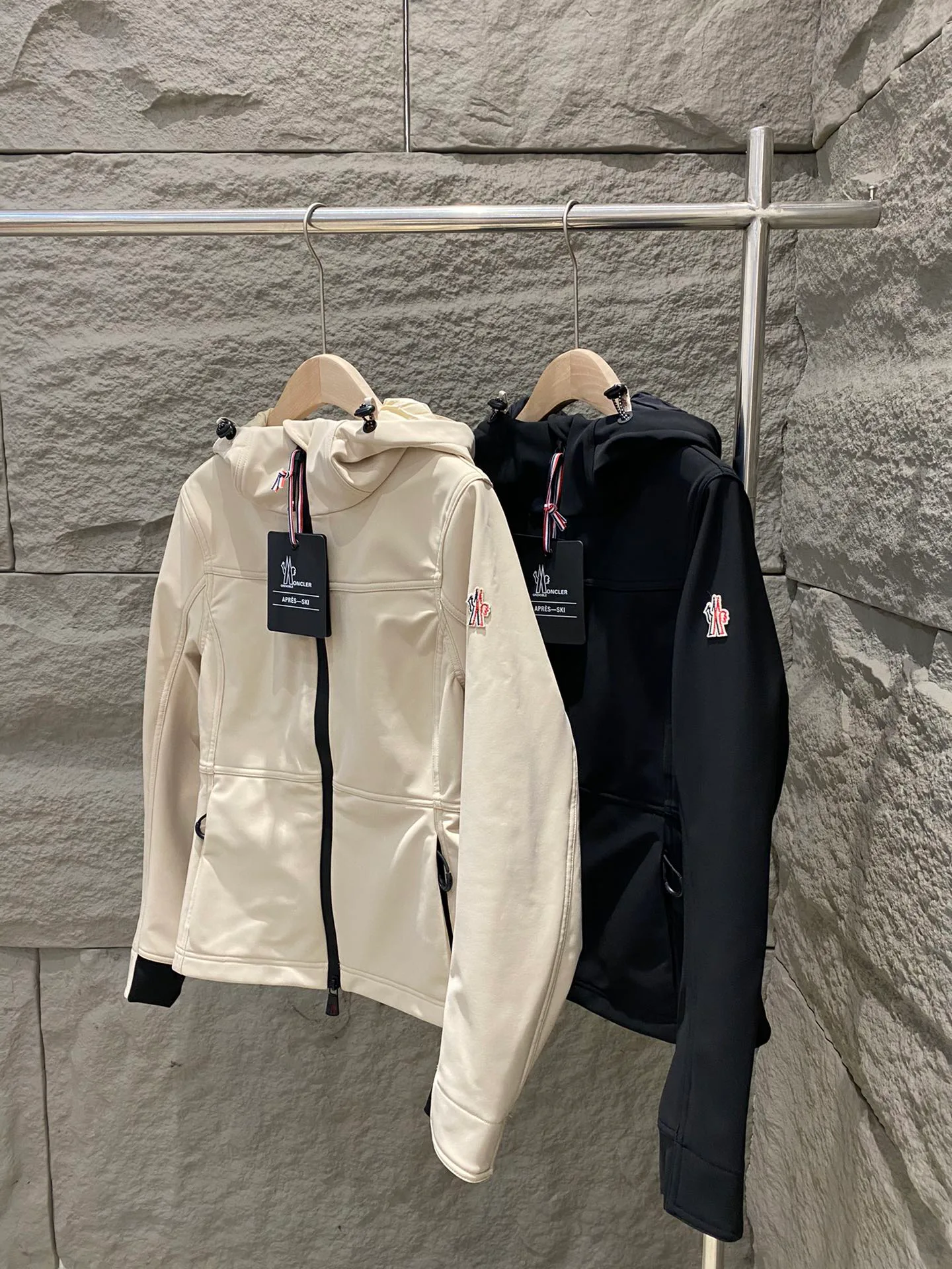 Куртки И Пуховики Женские Moncler 11862614