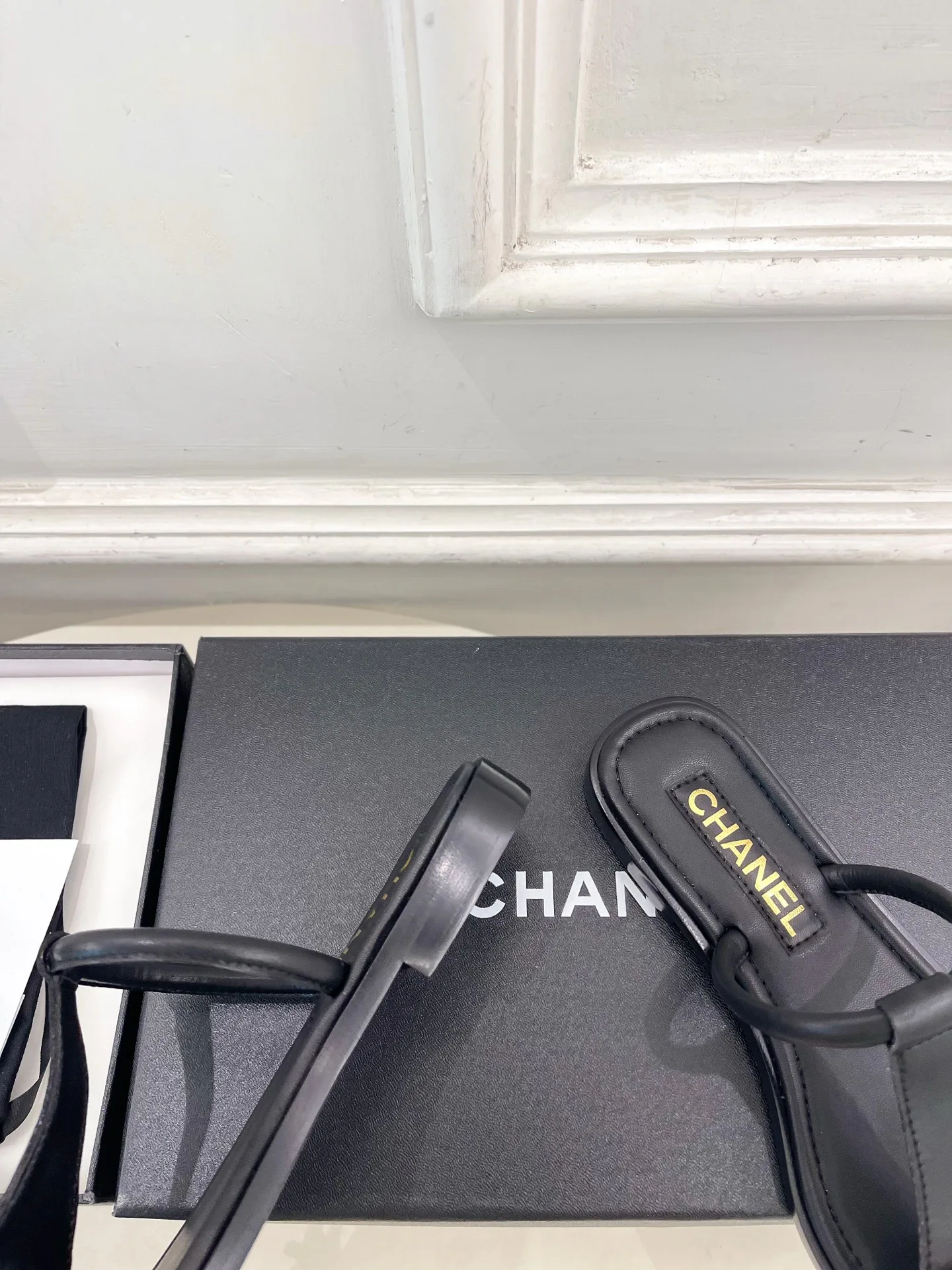 Шлепанцы Женские Chanel 17506920