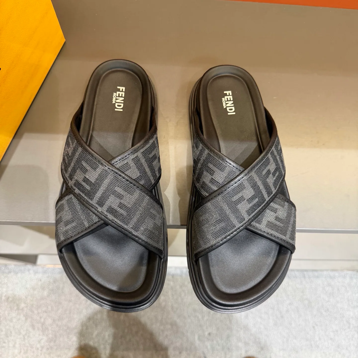 Сандалии Мужские Fendi 9737056