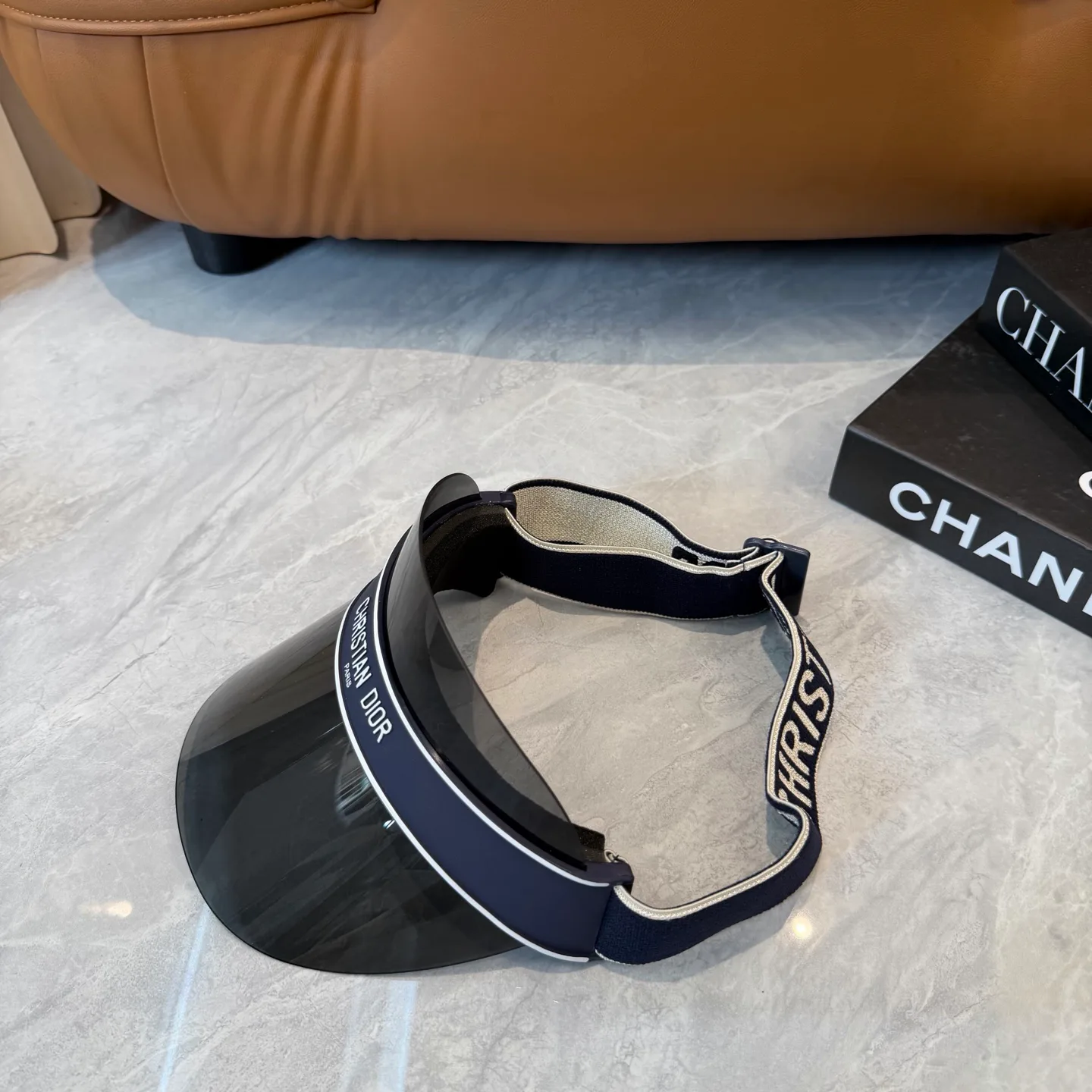 Головные Уборы Christian Dior 13294394