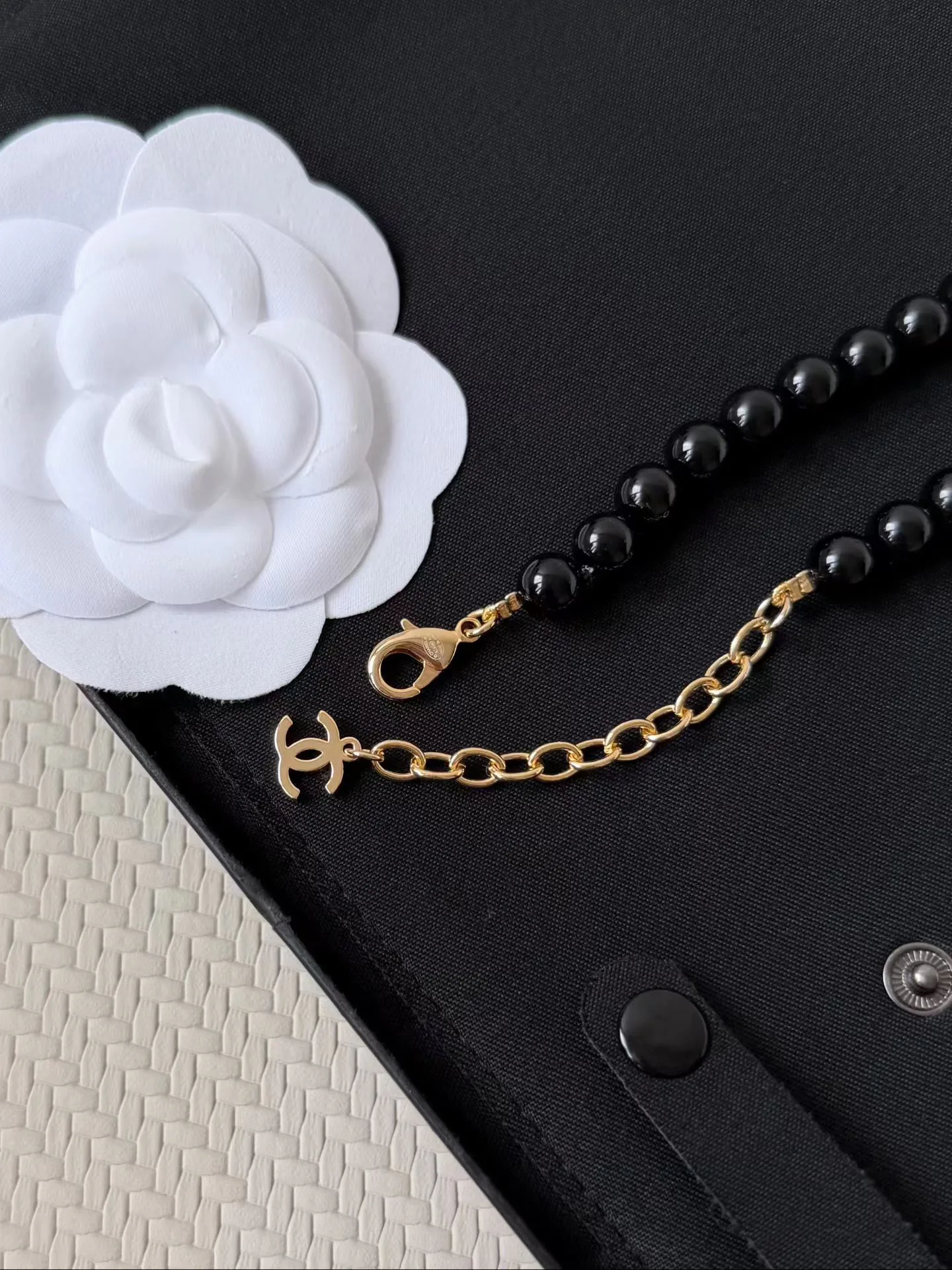 Бижутерия Chanel 18123025