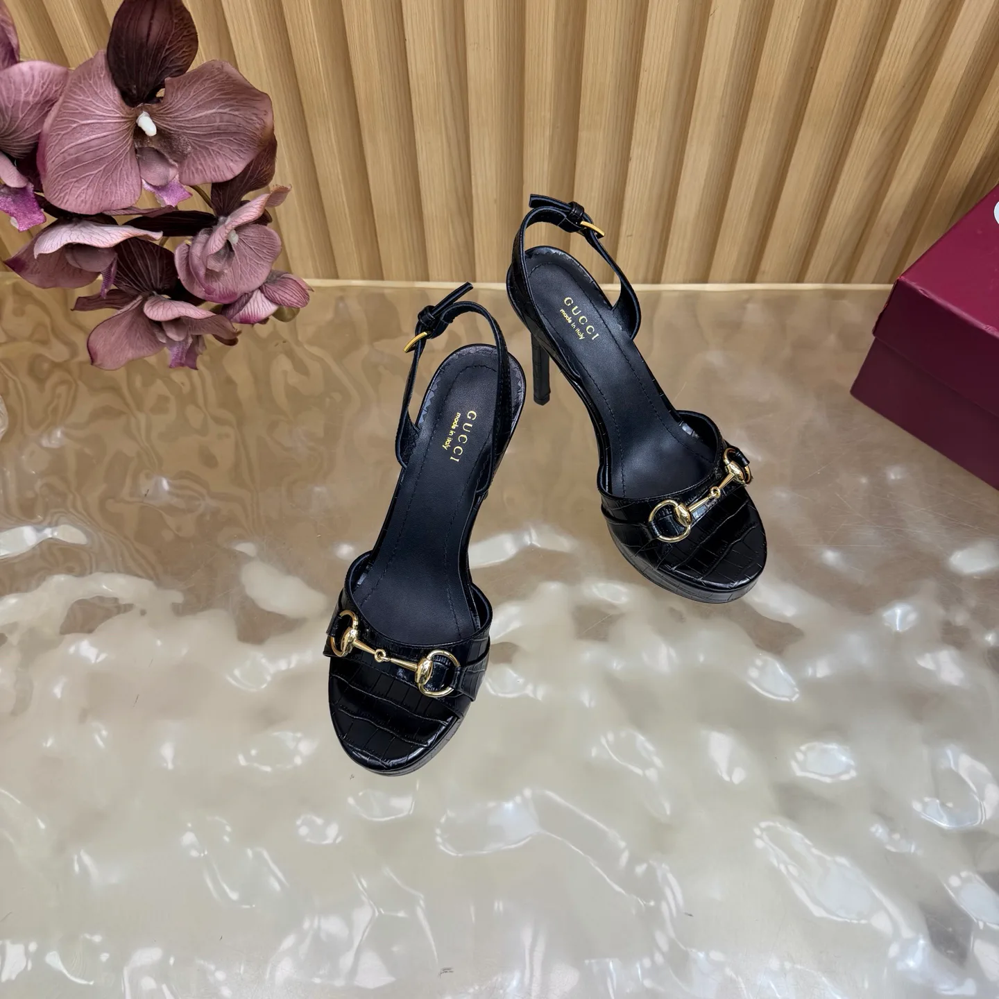 Босоножки Женские Gucci 17467488