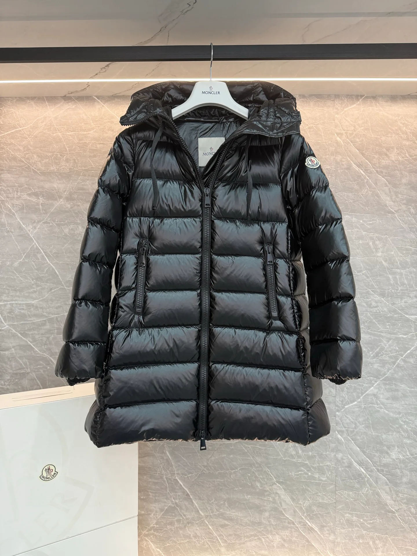 Куртки И Пуховики Женские Moncler 18794533