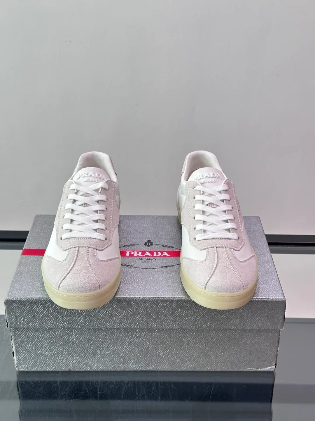Кроссовки Мужские Prada 18079434
