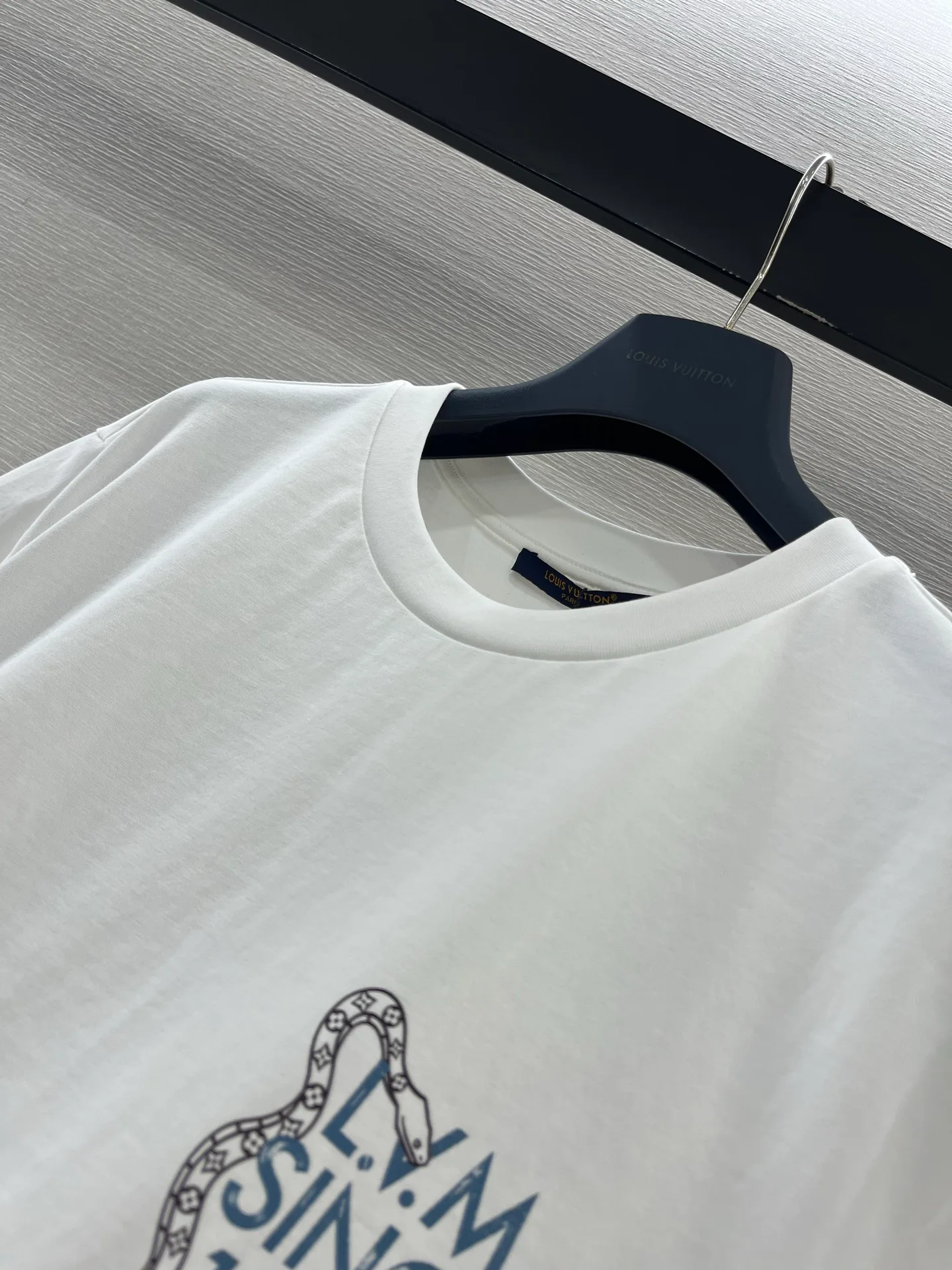 Футболки Женские Louis Vuitton 1352056