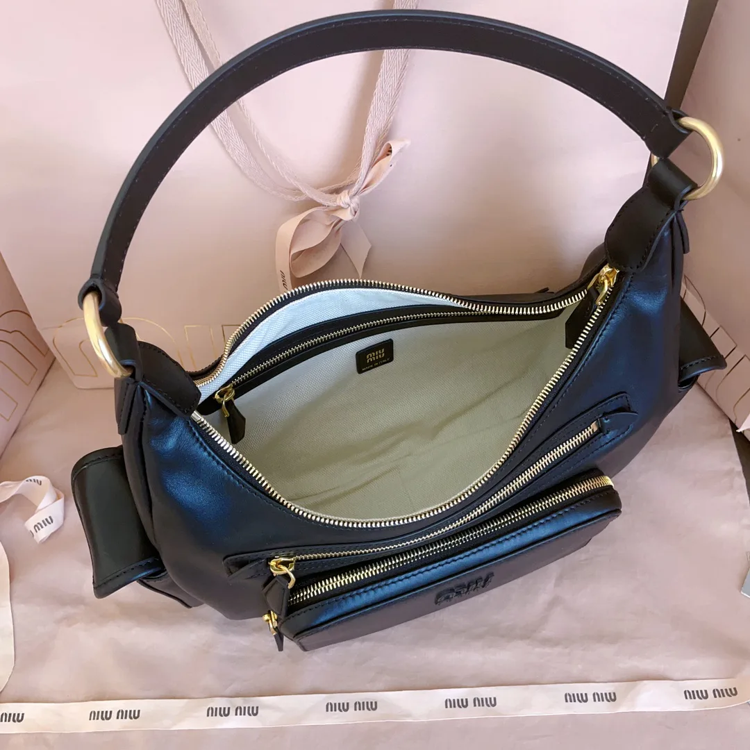 Классические Сумки Женские Miu Miu 18105823