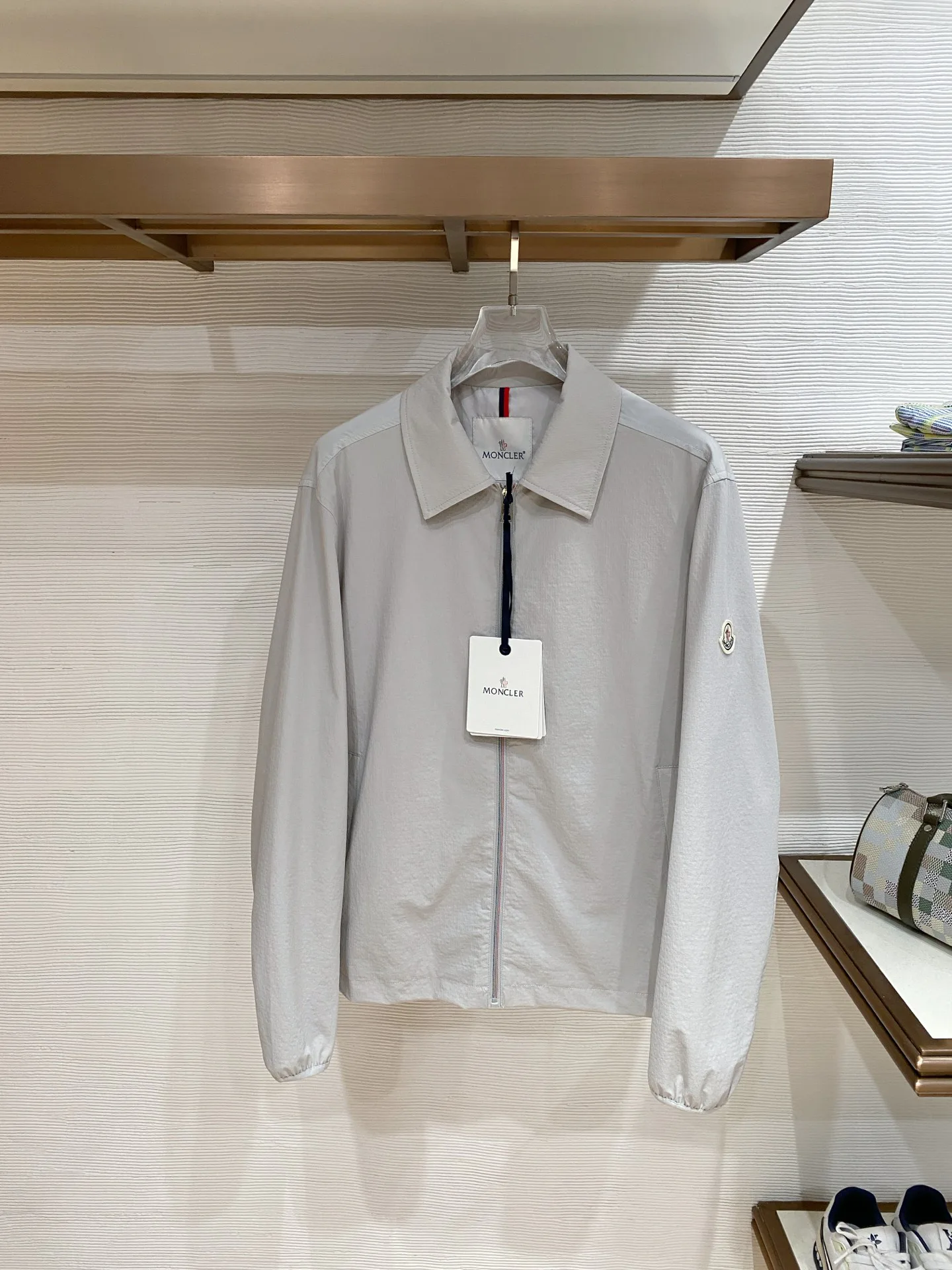 Куртки И Пуховики Мужские Moncler 10815798