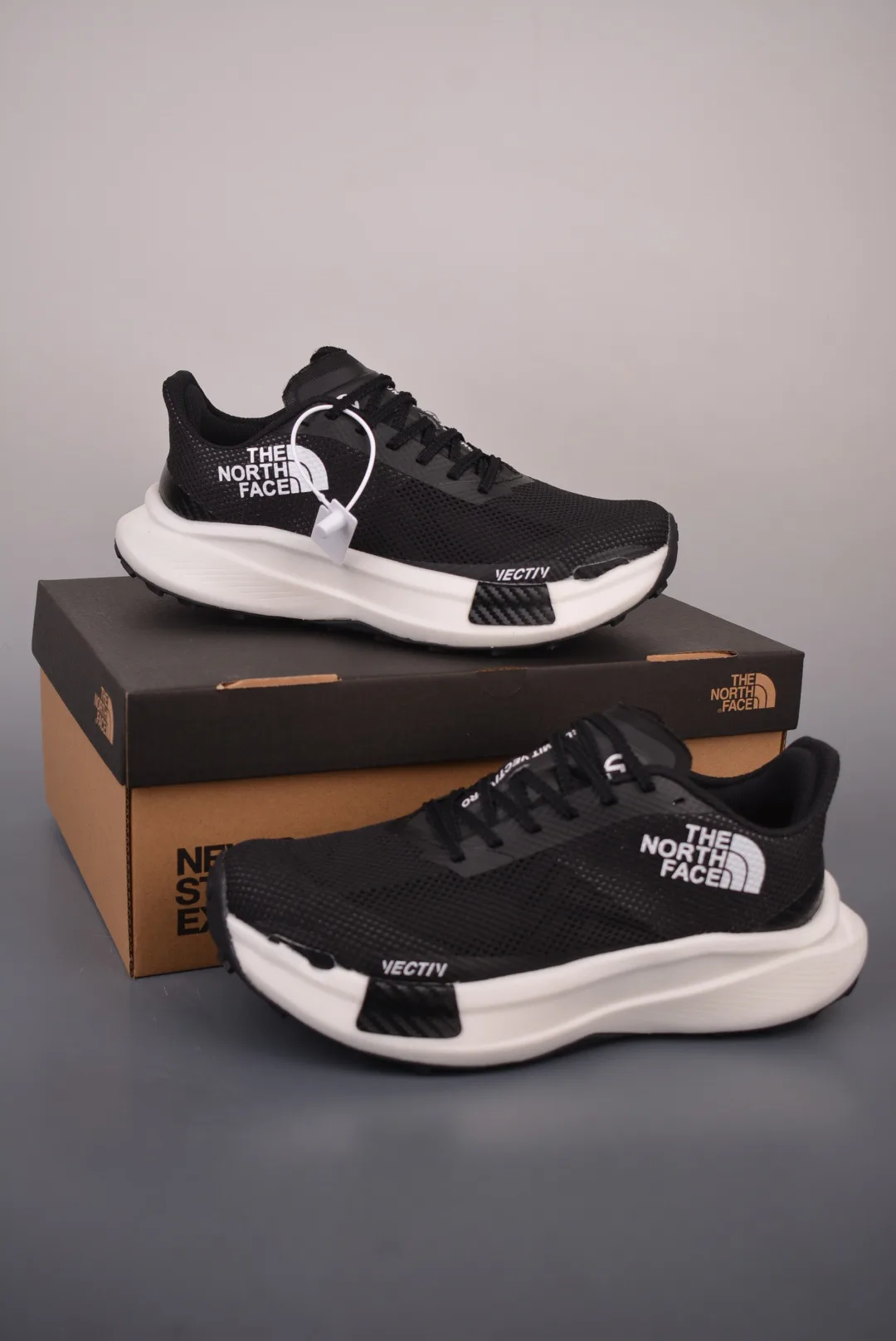 Кроссовки Женские The North Face 17576763