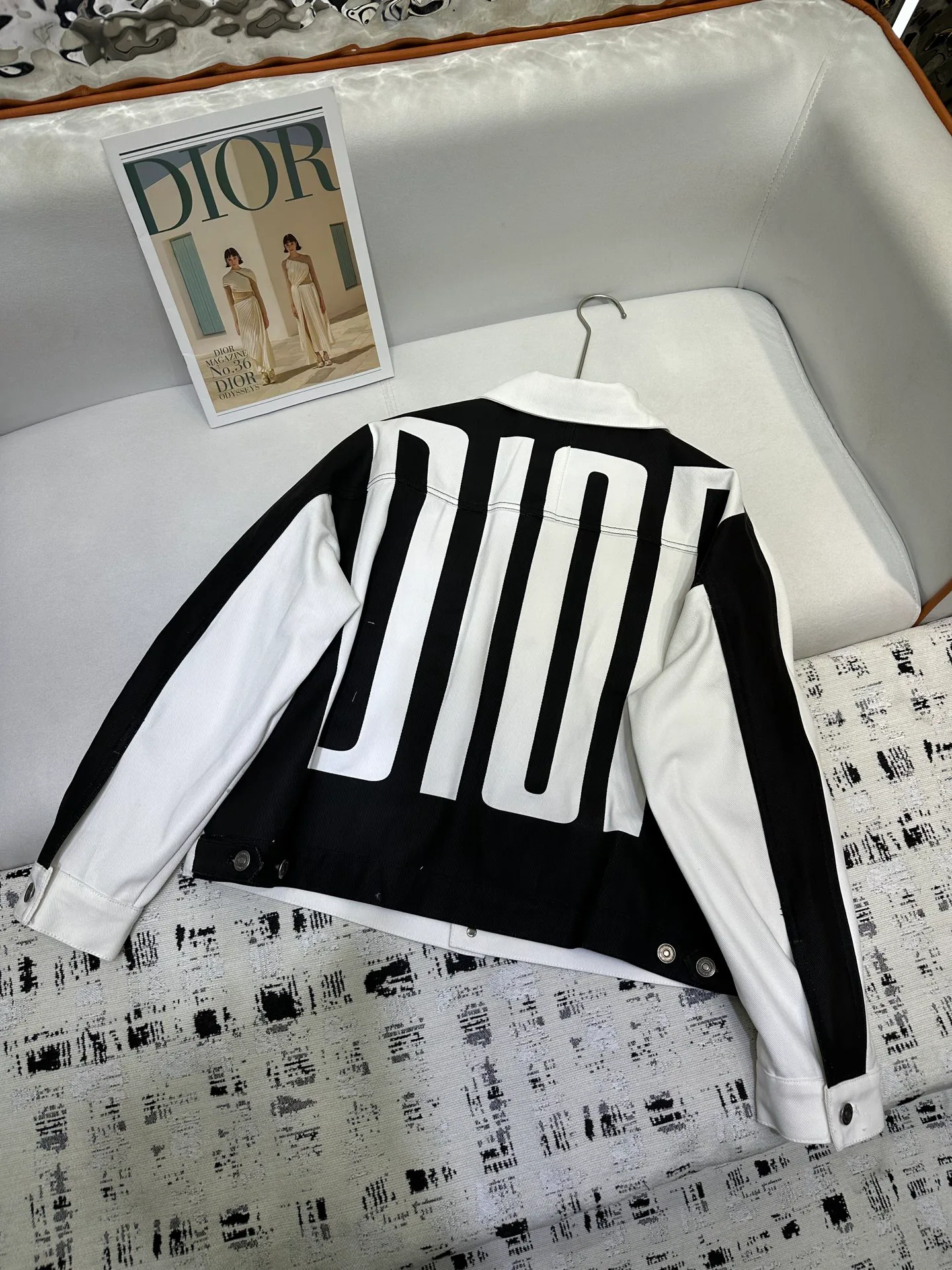 Куртки Женские Christian Dior Куртки Женские Christian Dior