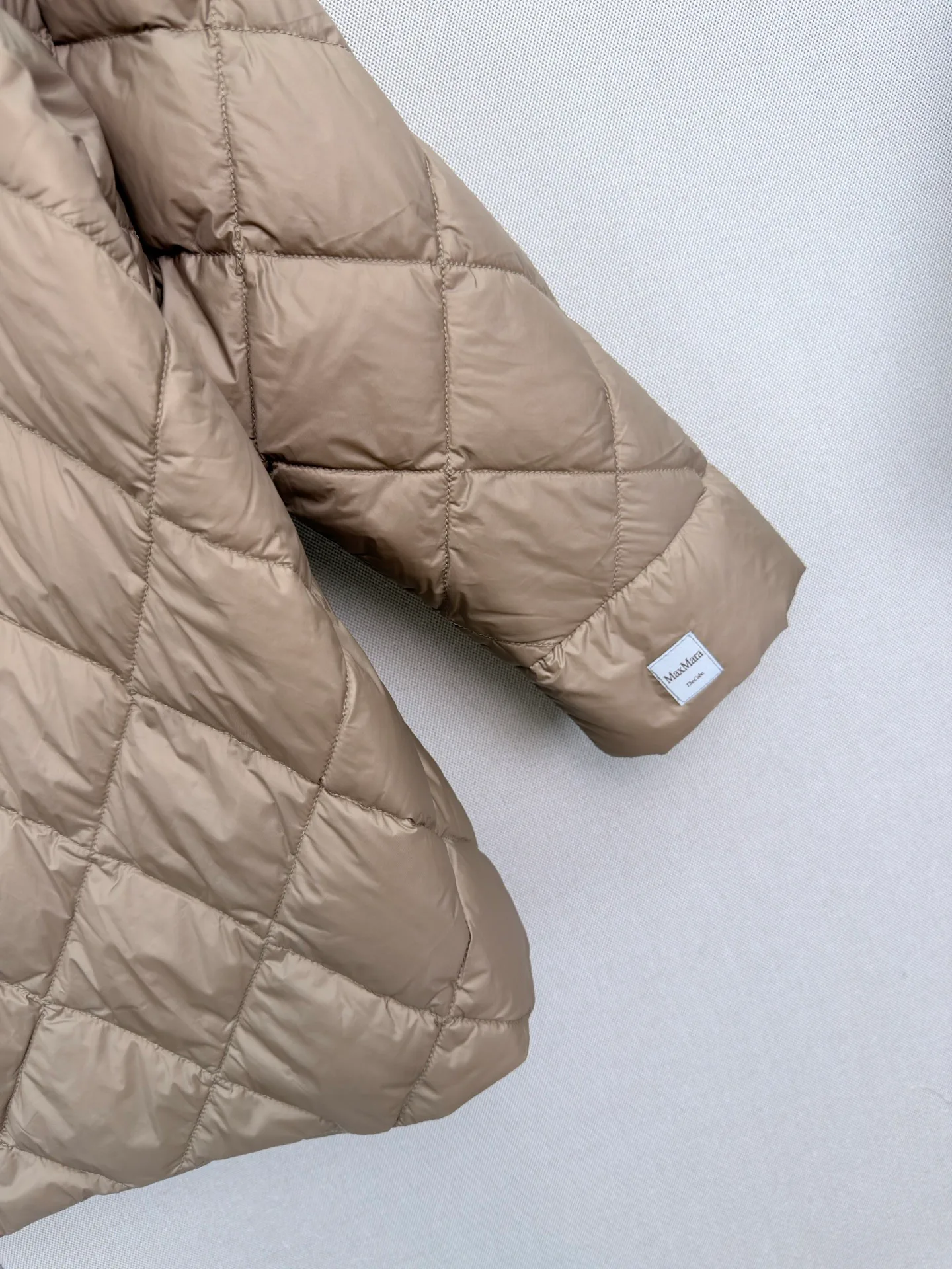 Куртки И Пуховики Женские Max Mara 18108354