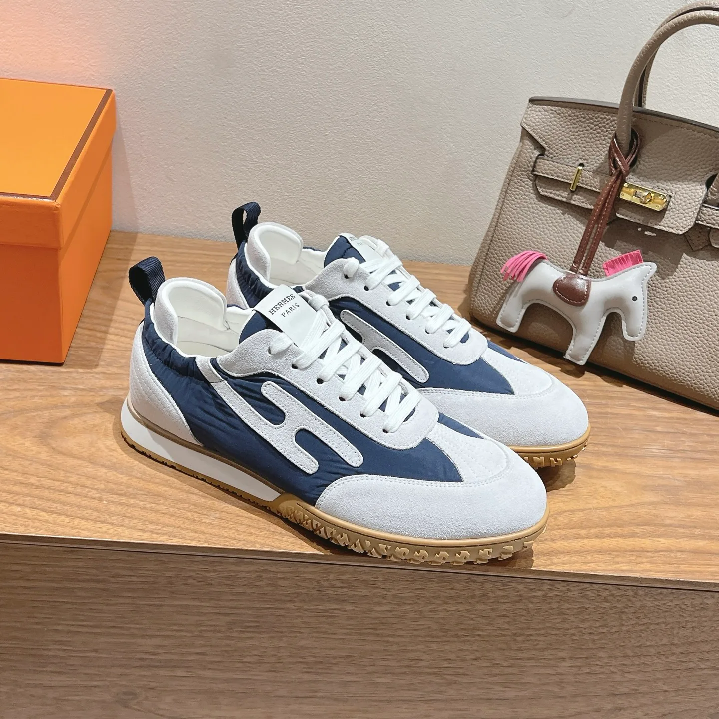 Кроссовки Женские Hermes 1872489