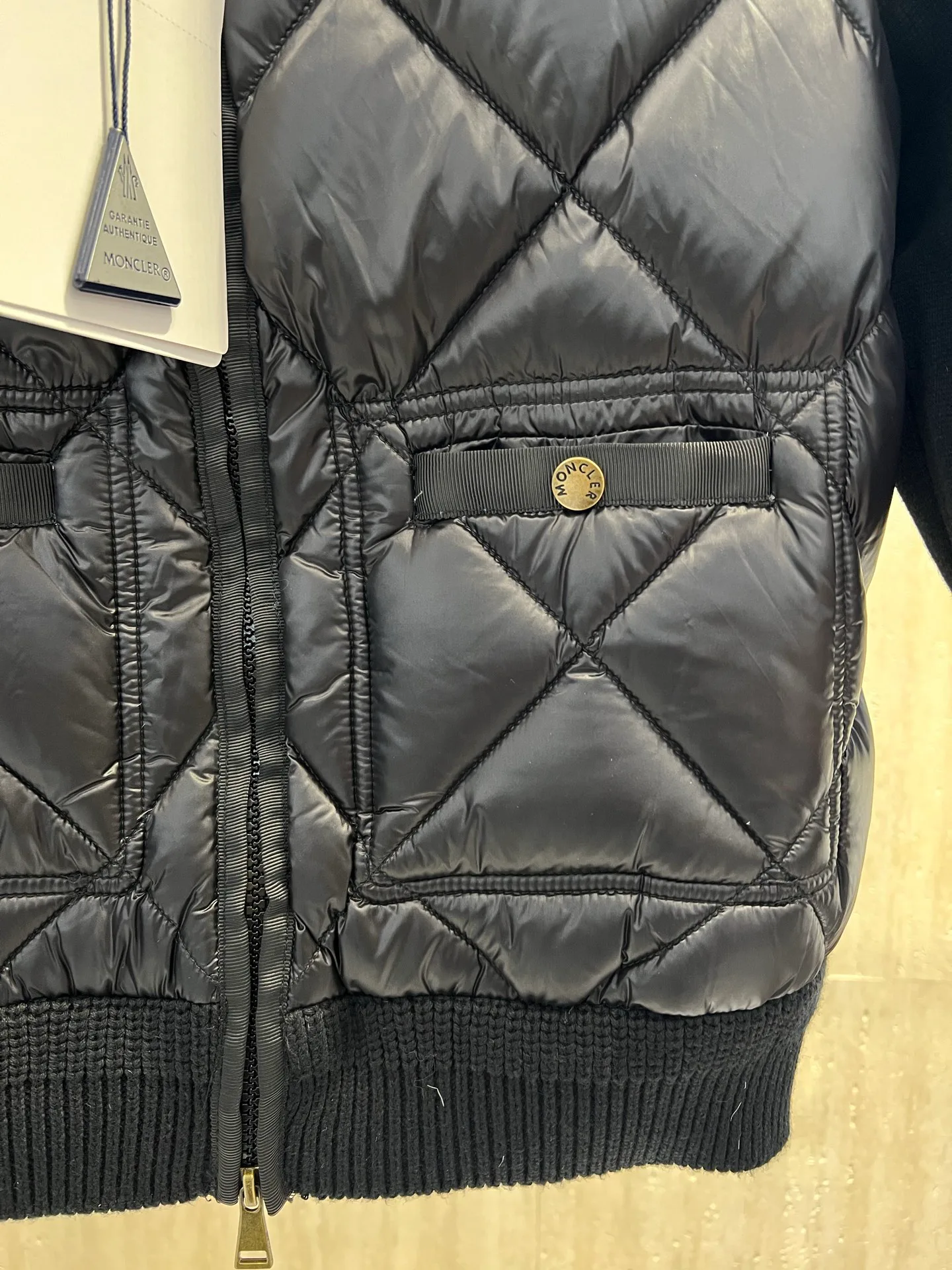 Куртки И Пуховики Женские Moncler 18723756