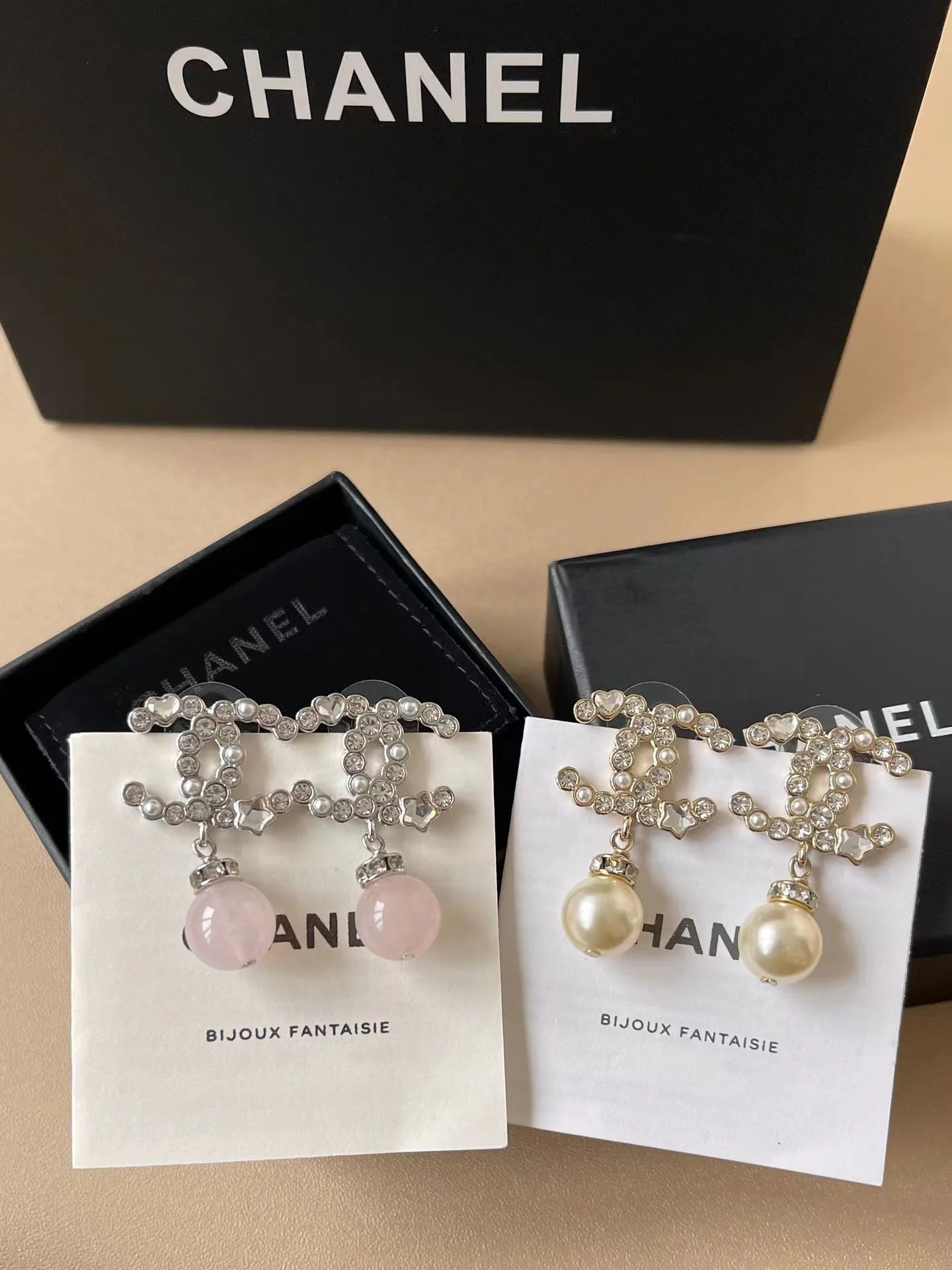 Бижутерия Chanel 1302354