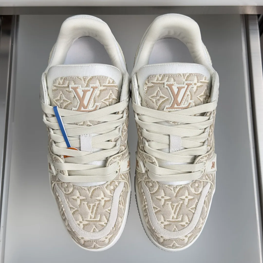 Кроссовки Женские Louis Vuitton 17772023