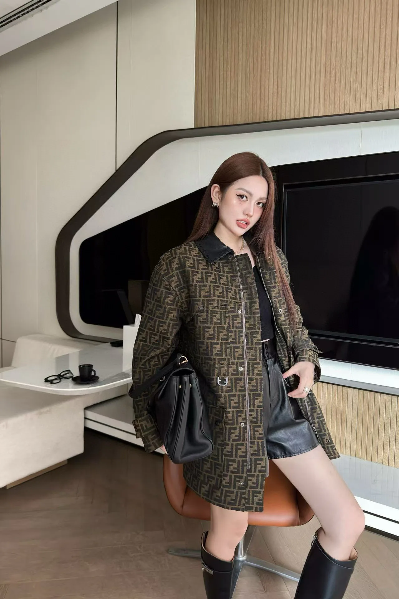 Куртки И Пуховики Женские Fendi 6658