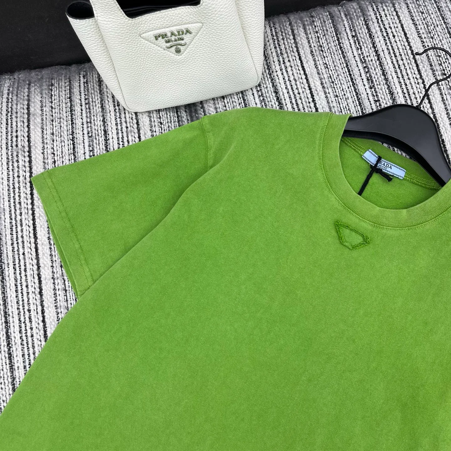 Футболки Женские Prada 12766066