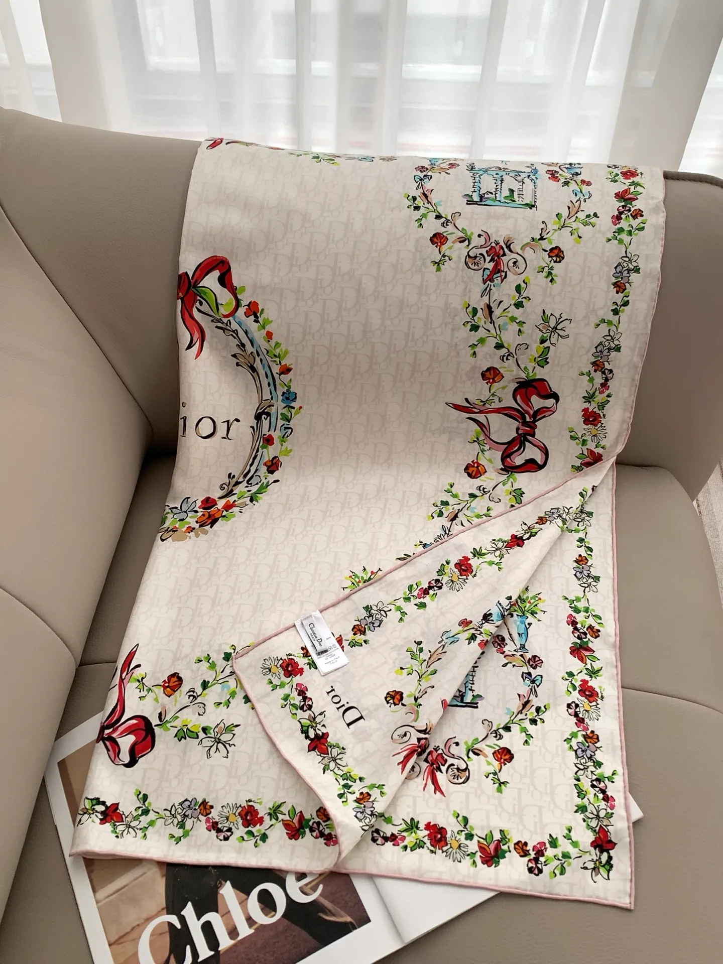 Платки Christian Dior 18675523