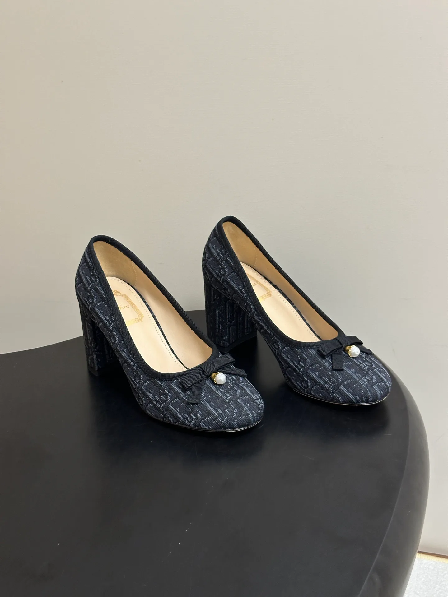 Туфли Женские Christian Dior 18049194