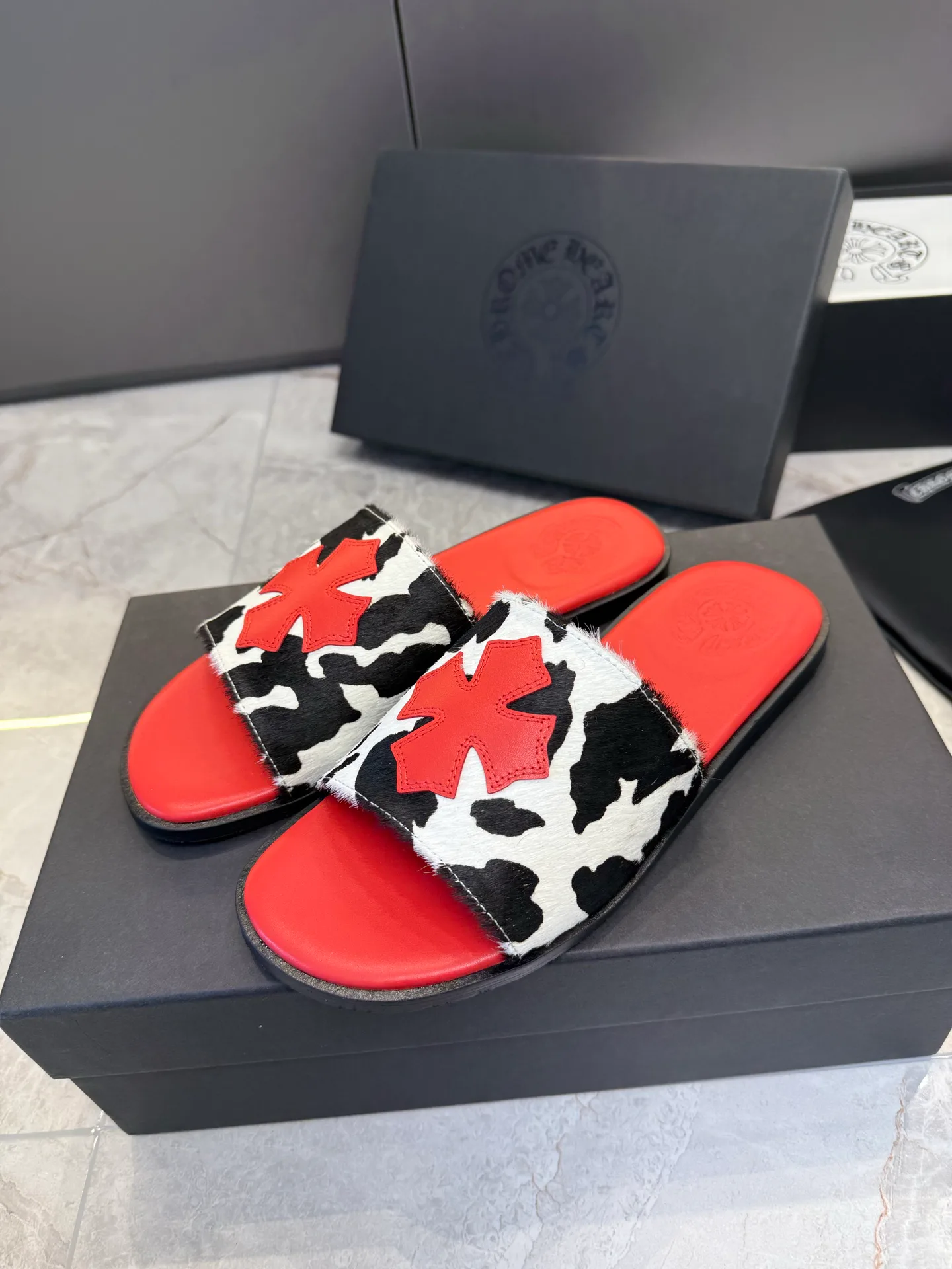 Шлепанцы Женские Chrome Hearts 1225357