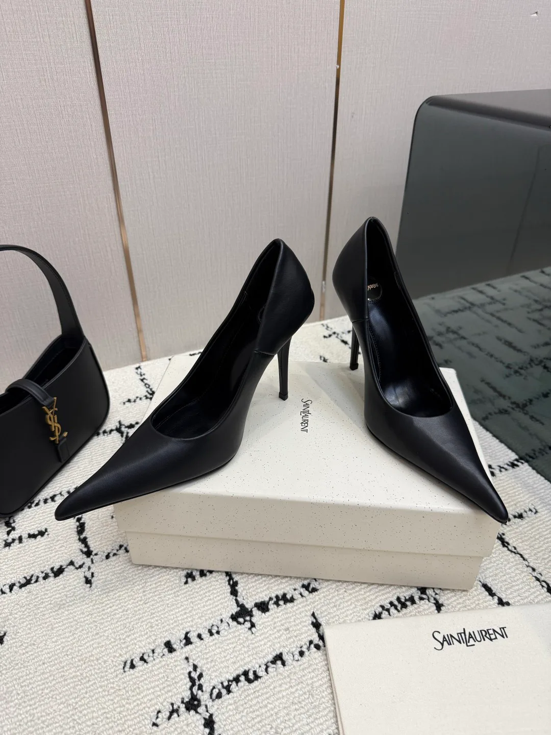 Туфли Женские Saint Laurent 18237750