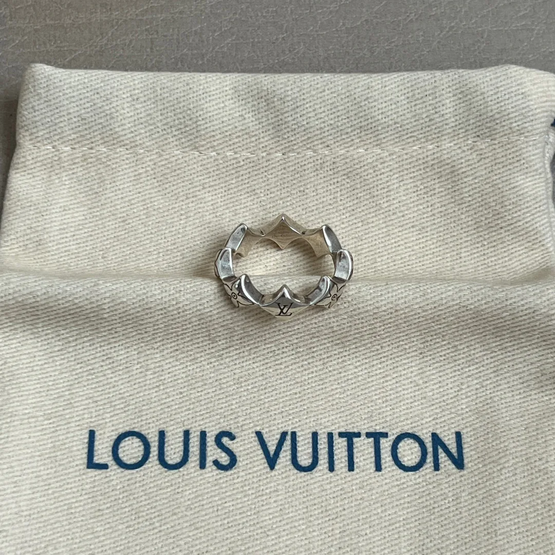 Бижутерия Louis Vuitton 151660