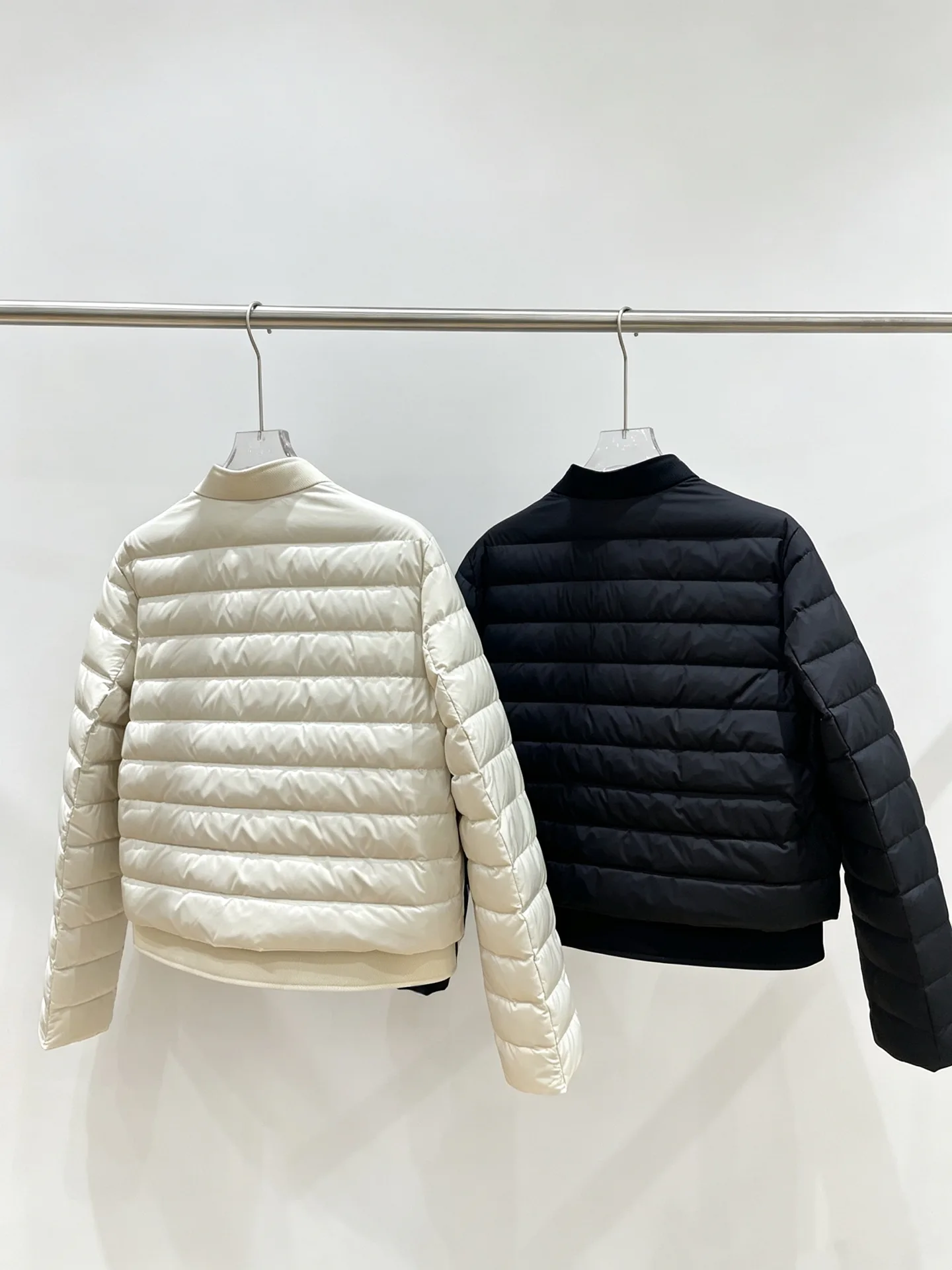 Куртки И Пуховики Женские Moncler 18750339