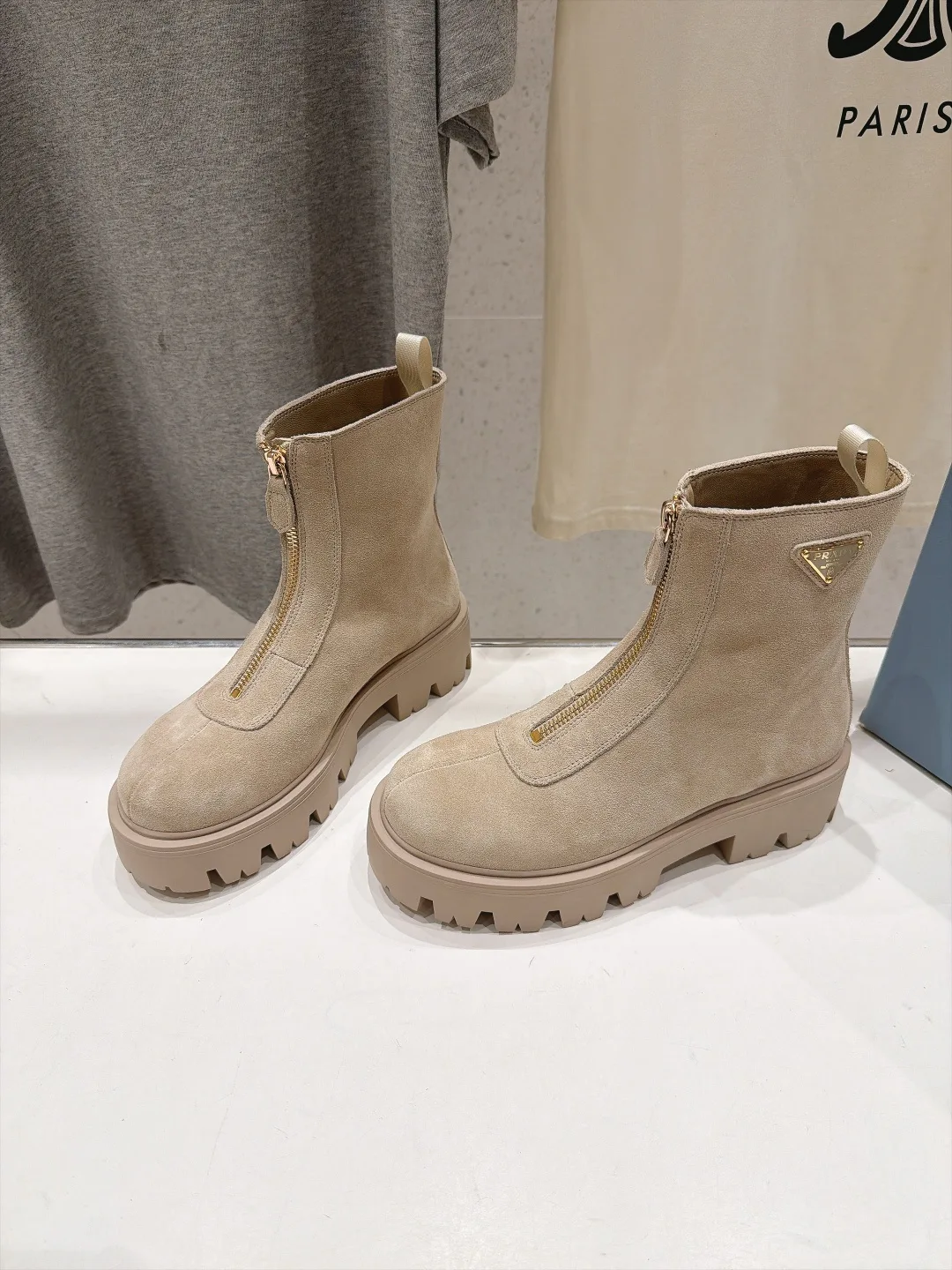 Ботинки Женские Prada 19133657