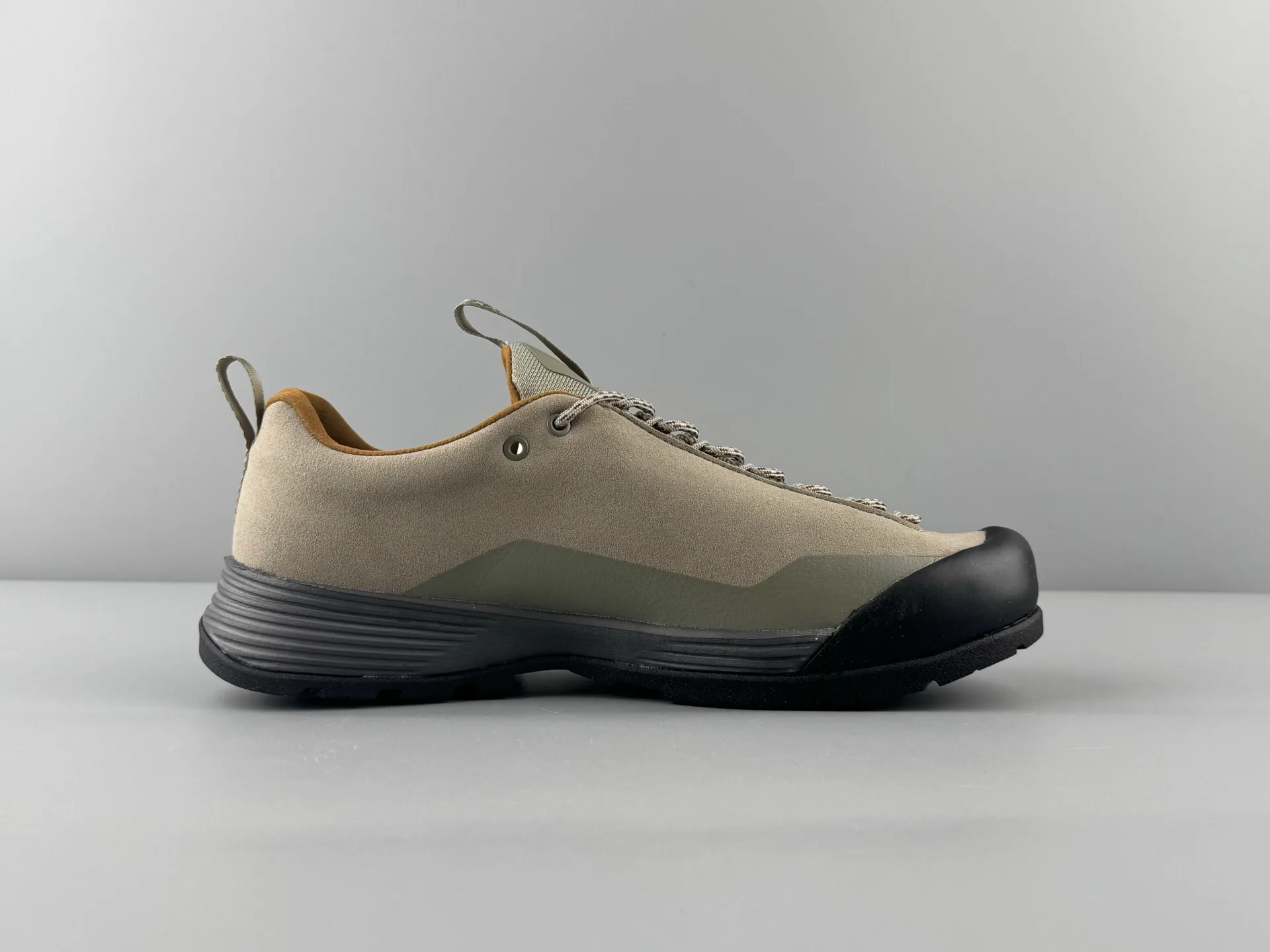 Кроссовки Мужские Arcteryx 17819913