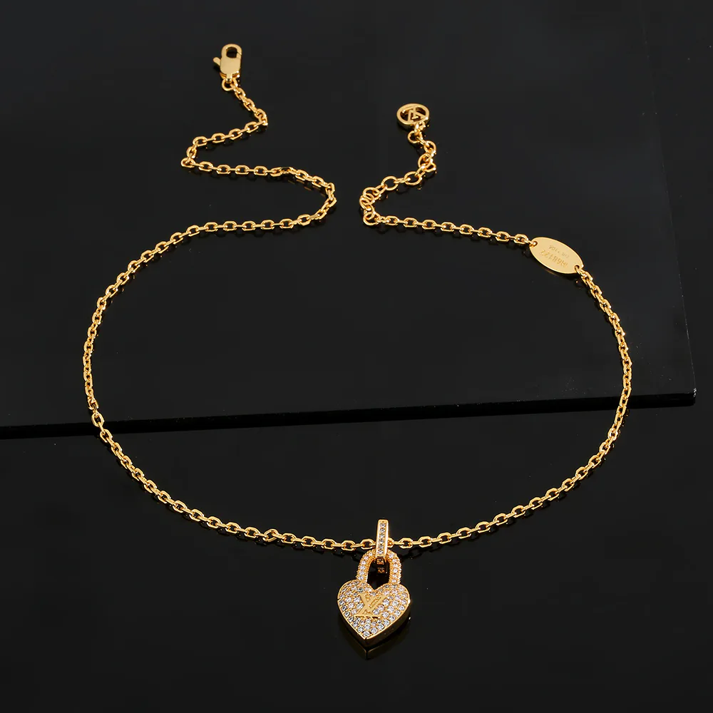 Бижутерия Louis Vuitton 17844195