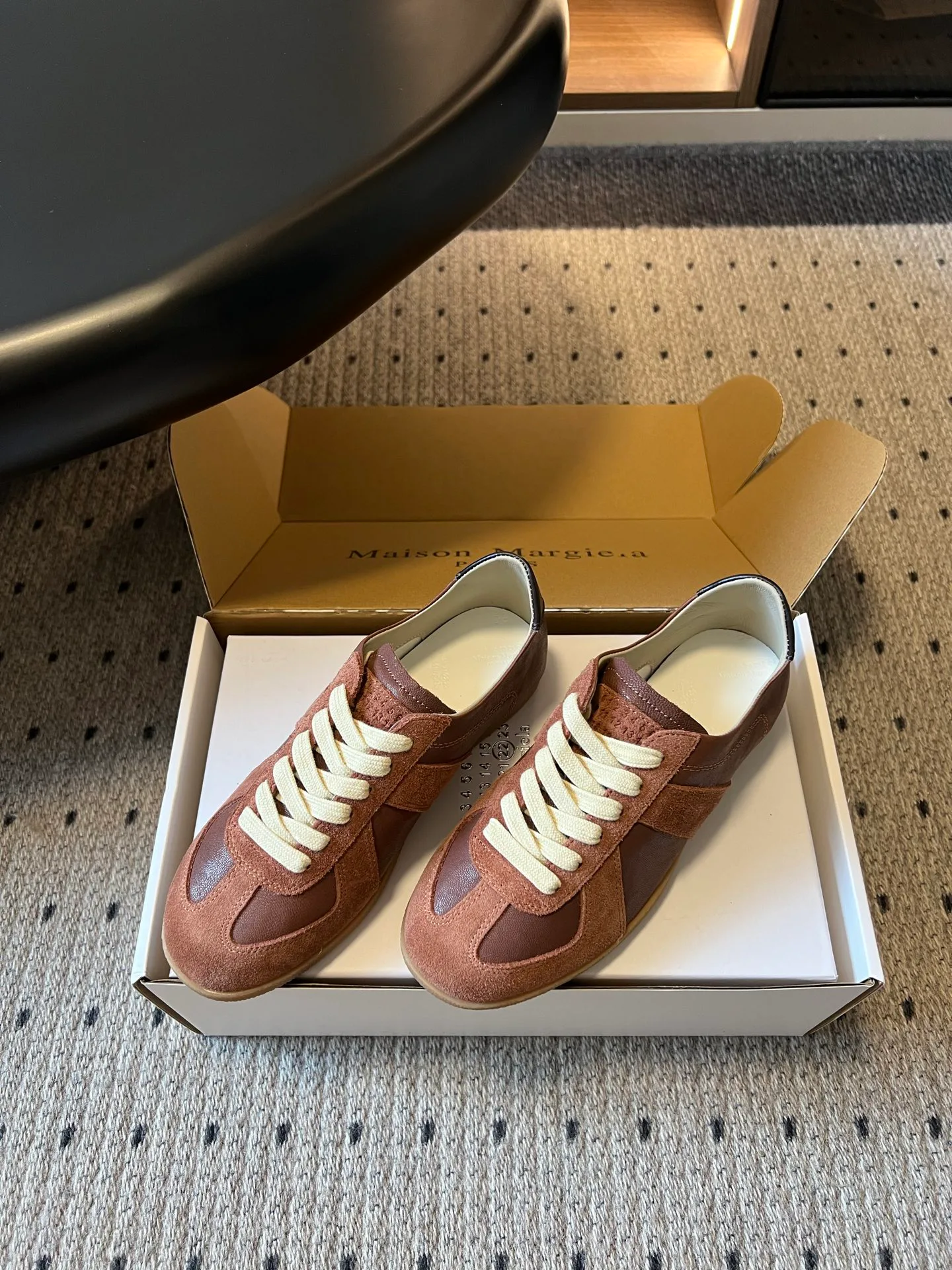Кроссовки Женские Maison Margiela 17686623